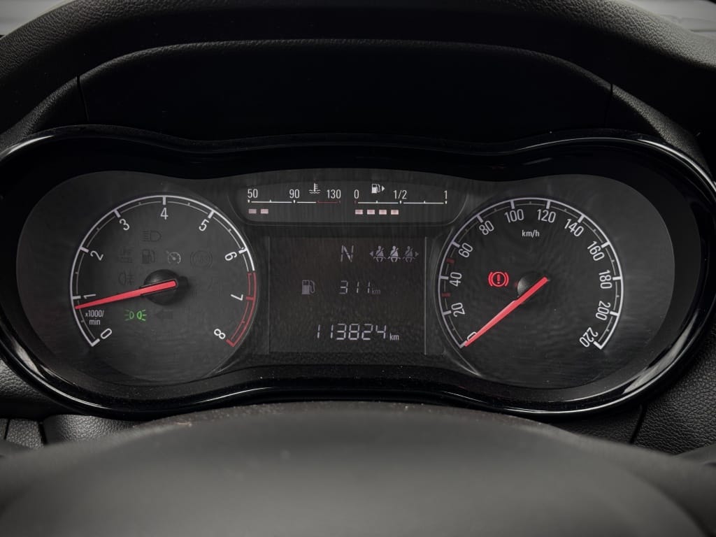 Opel KARL — foto 32