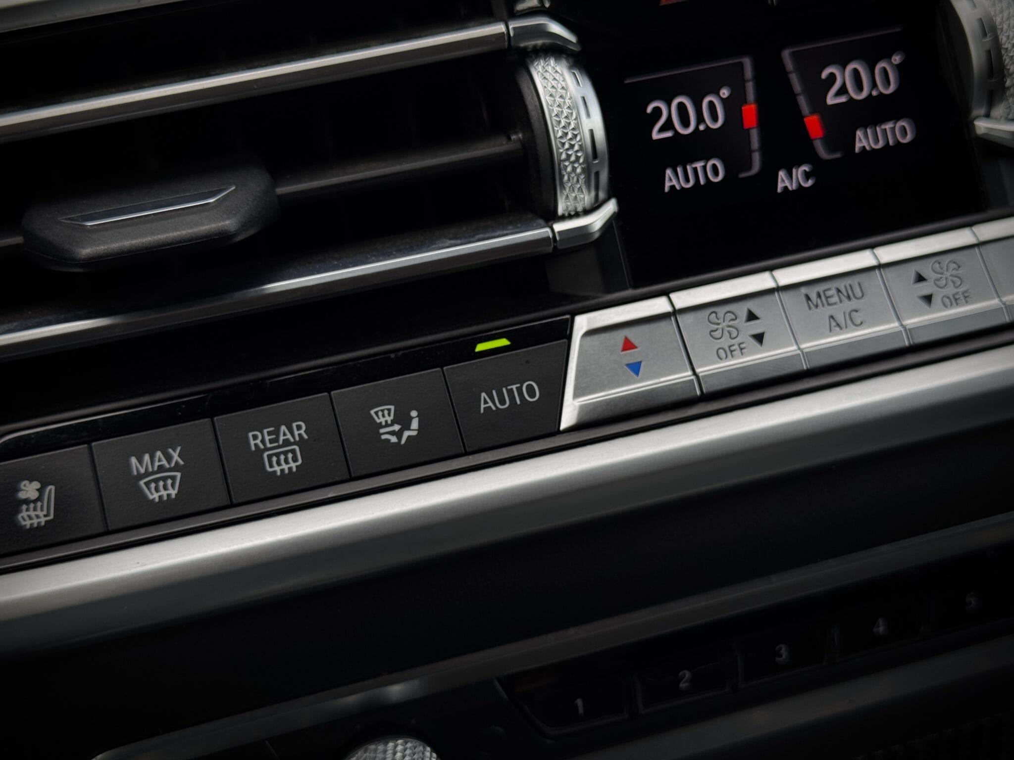 BMW X5 — foto 28