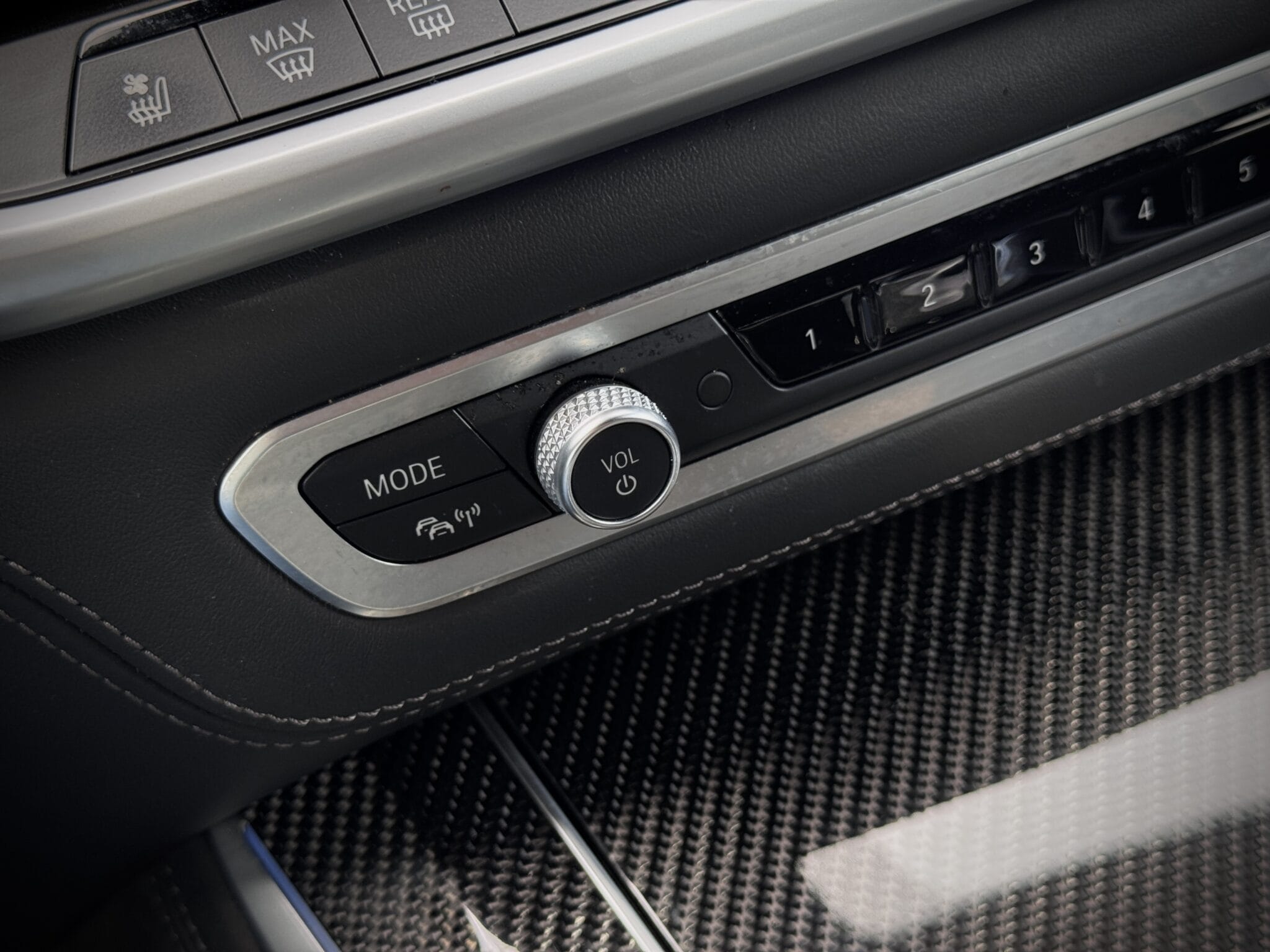 BMW X5 — foto 32