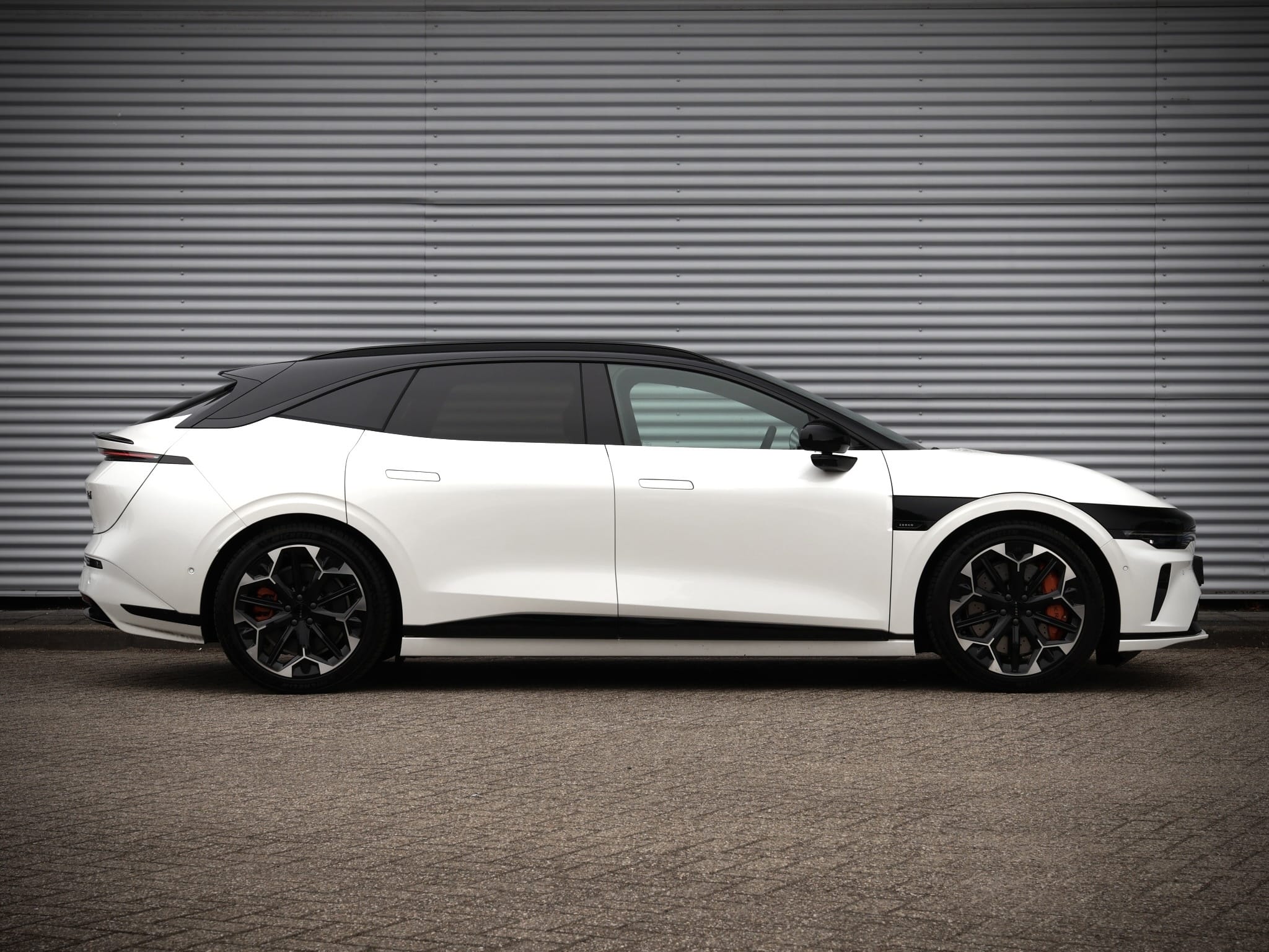 ZEEKR 7GT — foto 13