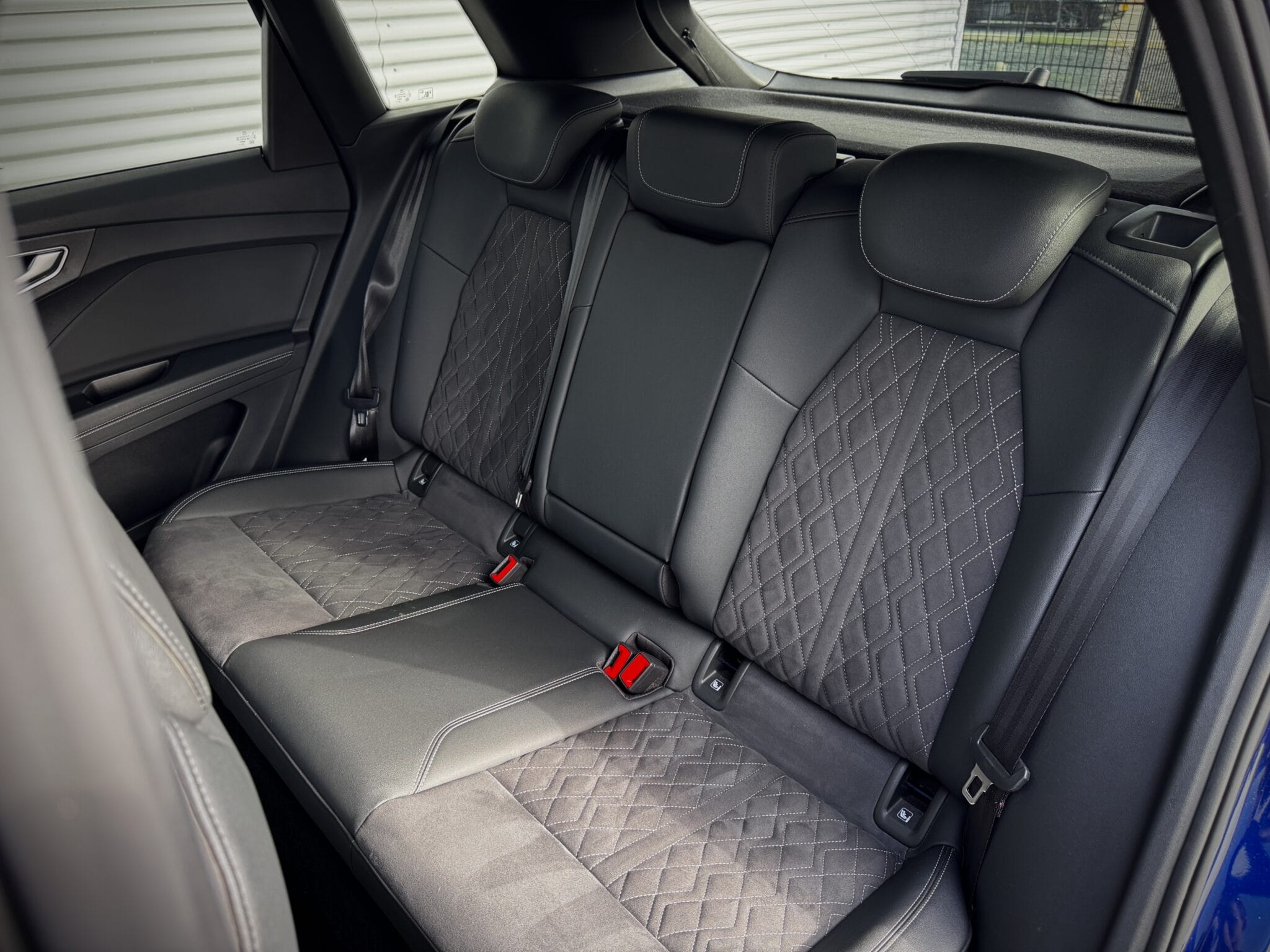 Audi Q4 e-tron — foto 7