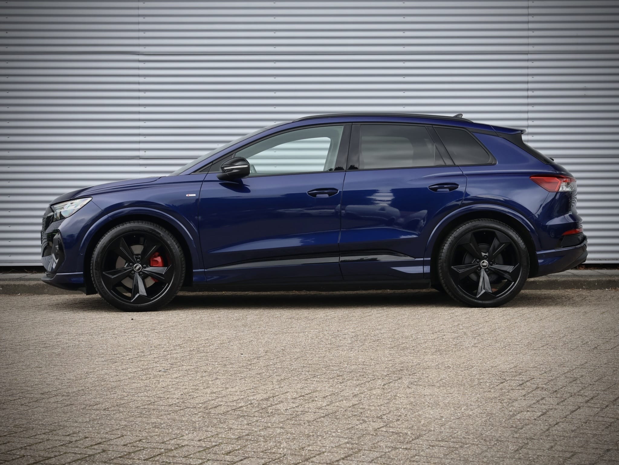 Audi Q4 e-tron — foto 10