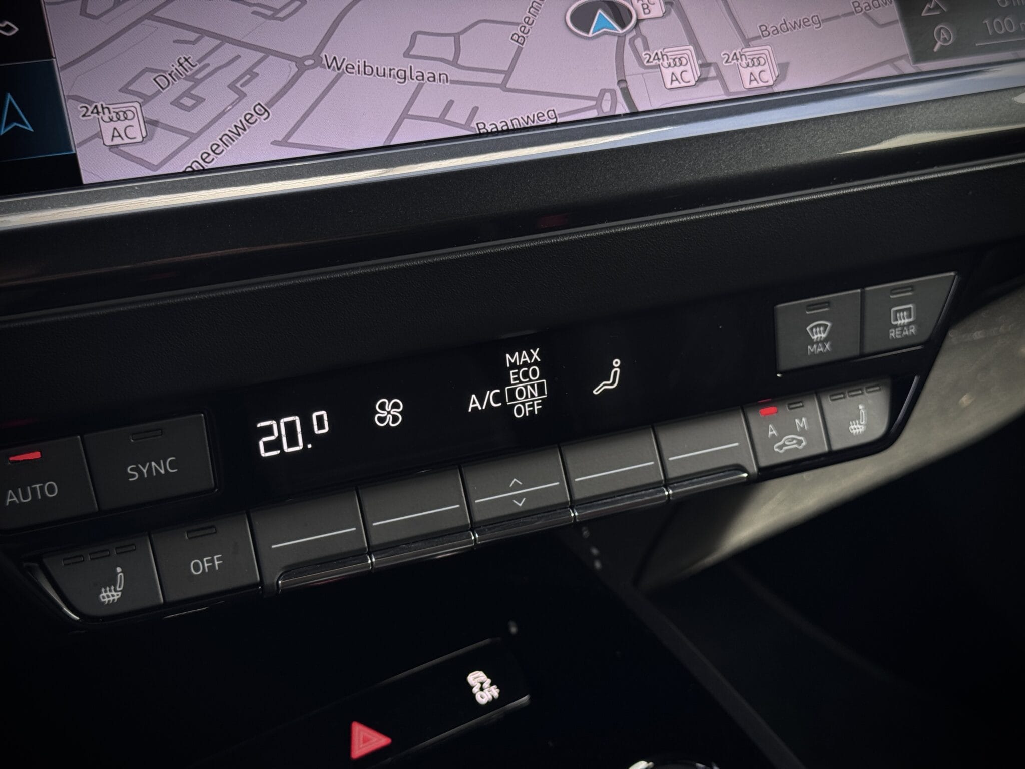 Audi Q4 e-tron — foto 24