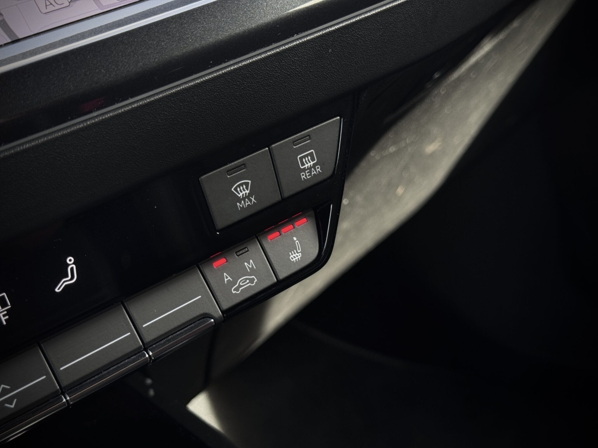Audi Q4 e-tron — foto 25