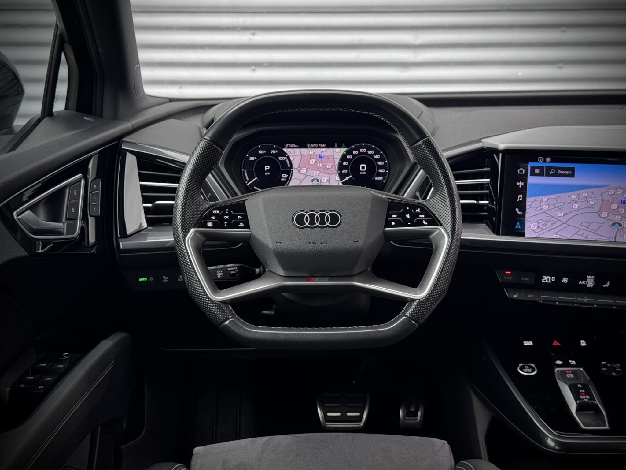 Audi Q4 e-tron — foto 33