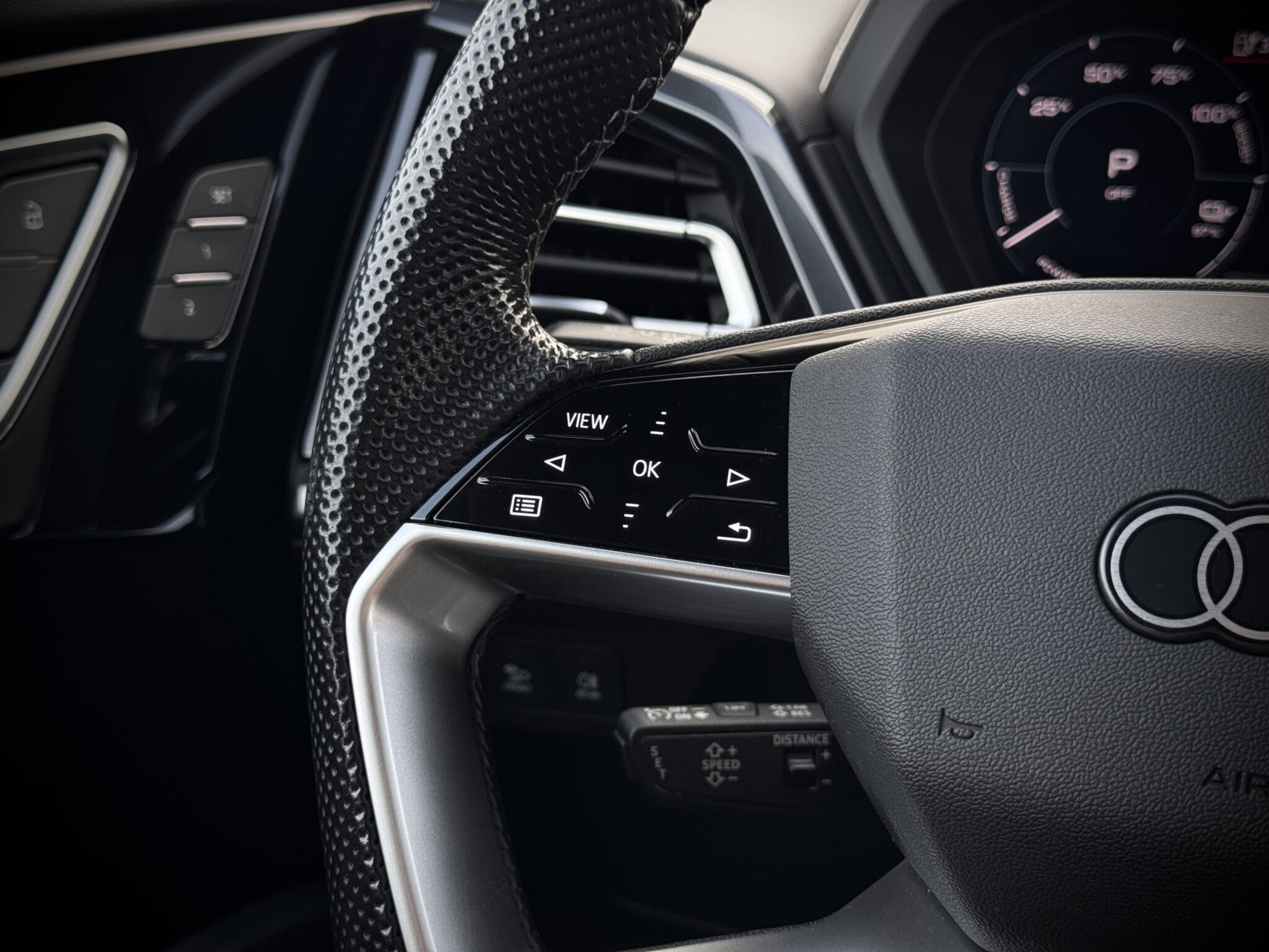 Audi Q4 e-tron — foto 35