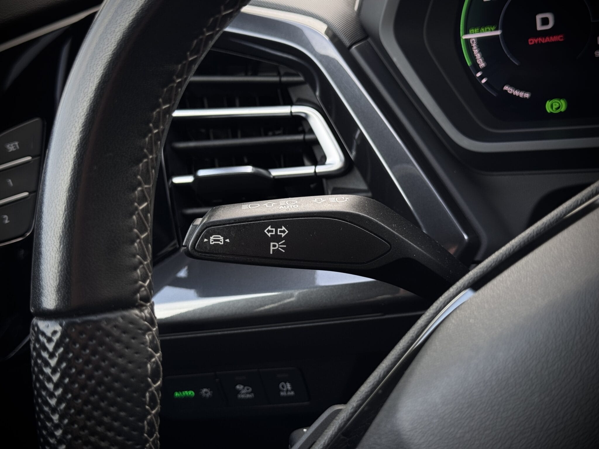 Audi Q4 e-tron — foto 37