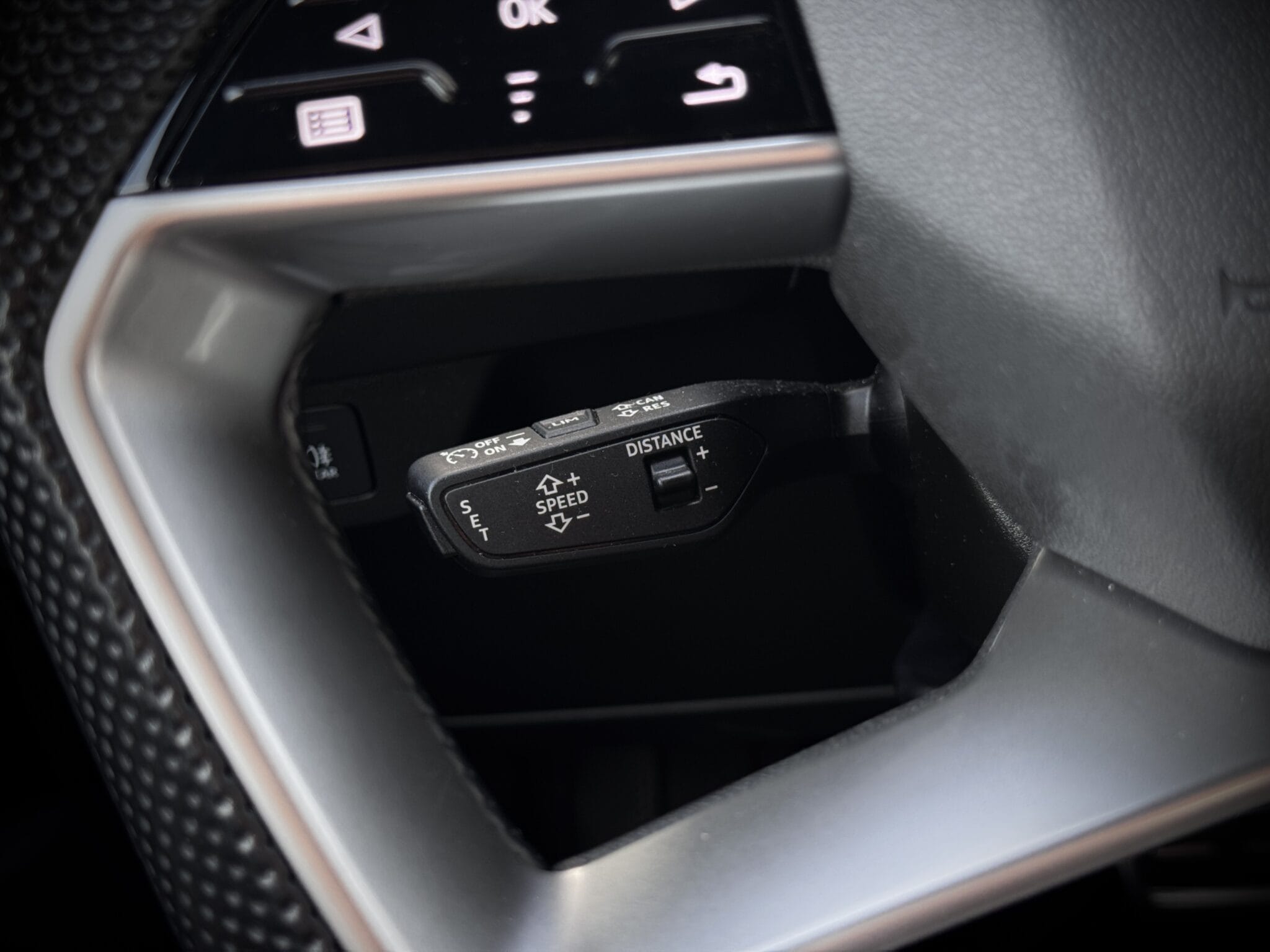 Audi Q4 e-tron — foto 38
