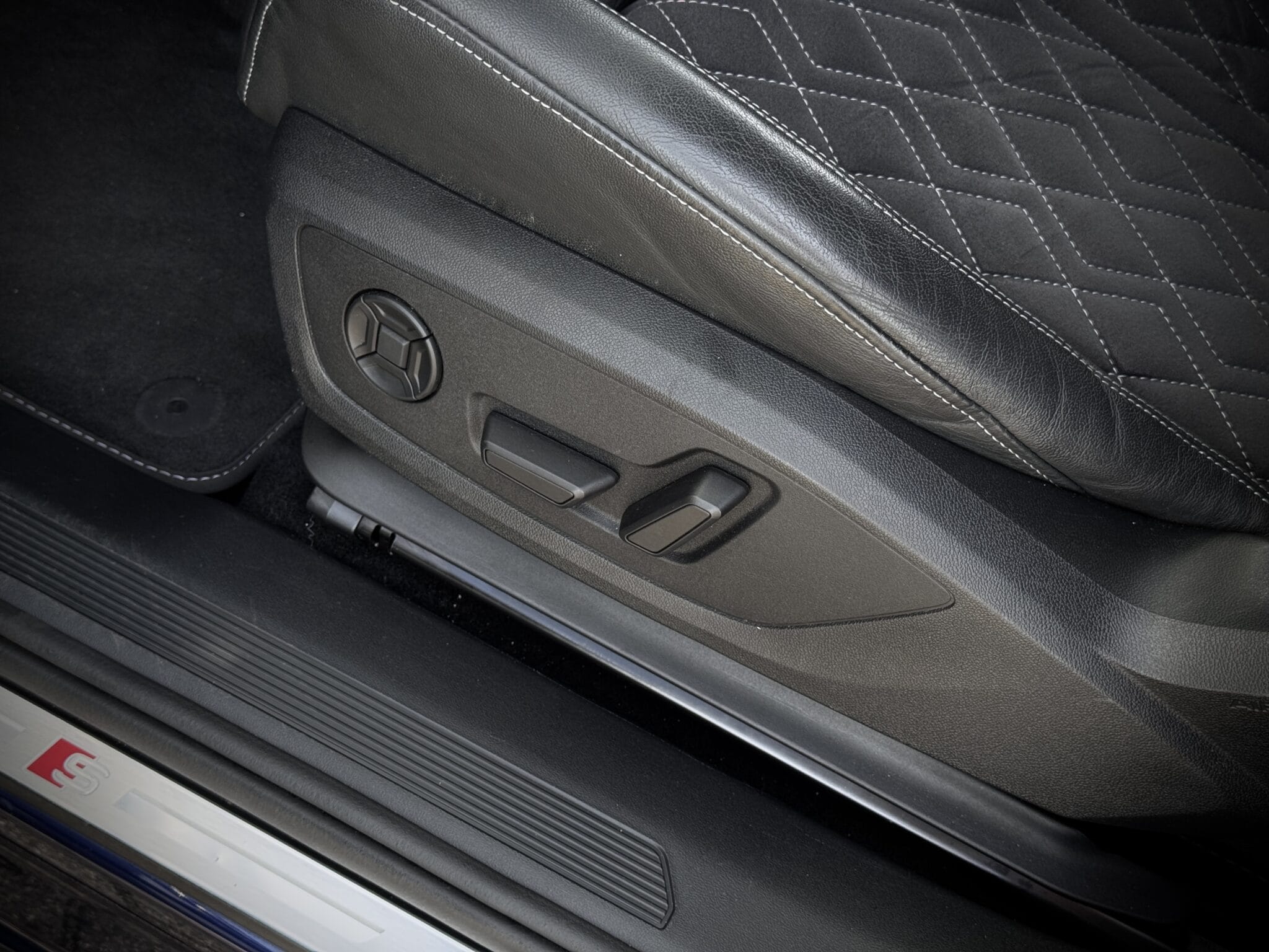 Audi Q4 e-tron — foto 45
