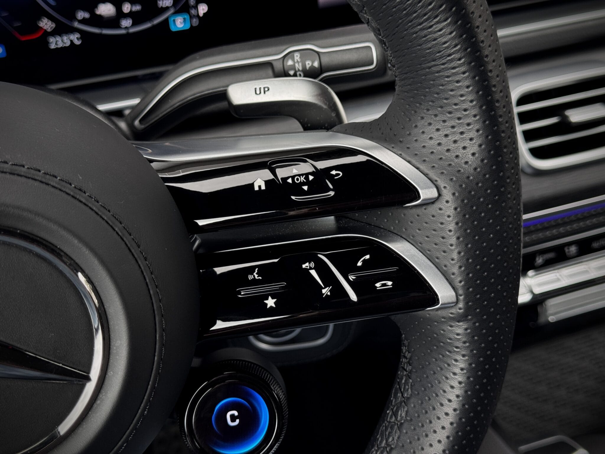 Mercedes-Benz GLE — foto 34