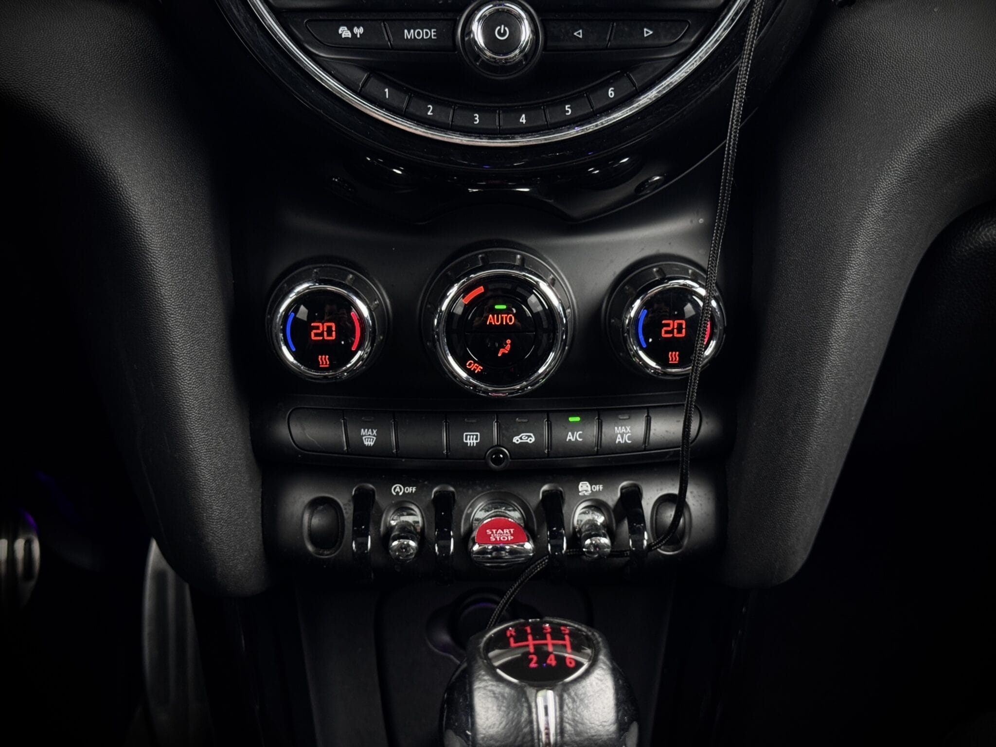 MINI Cooper — foto 26