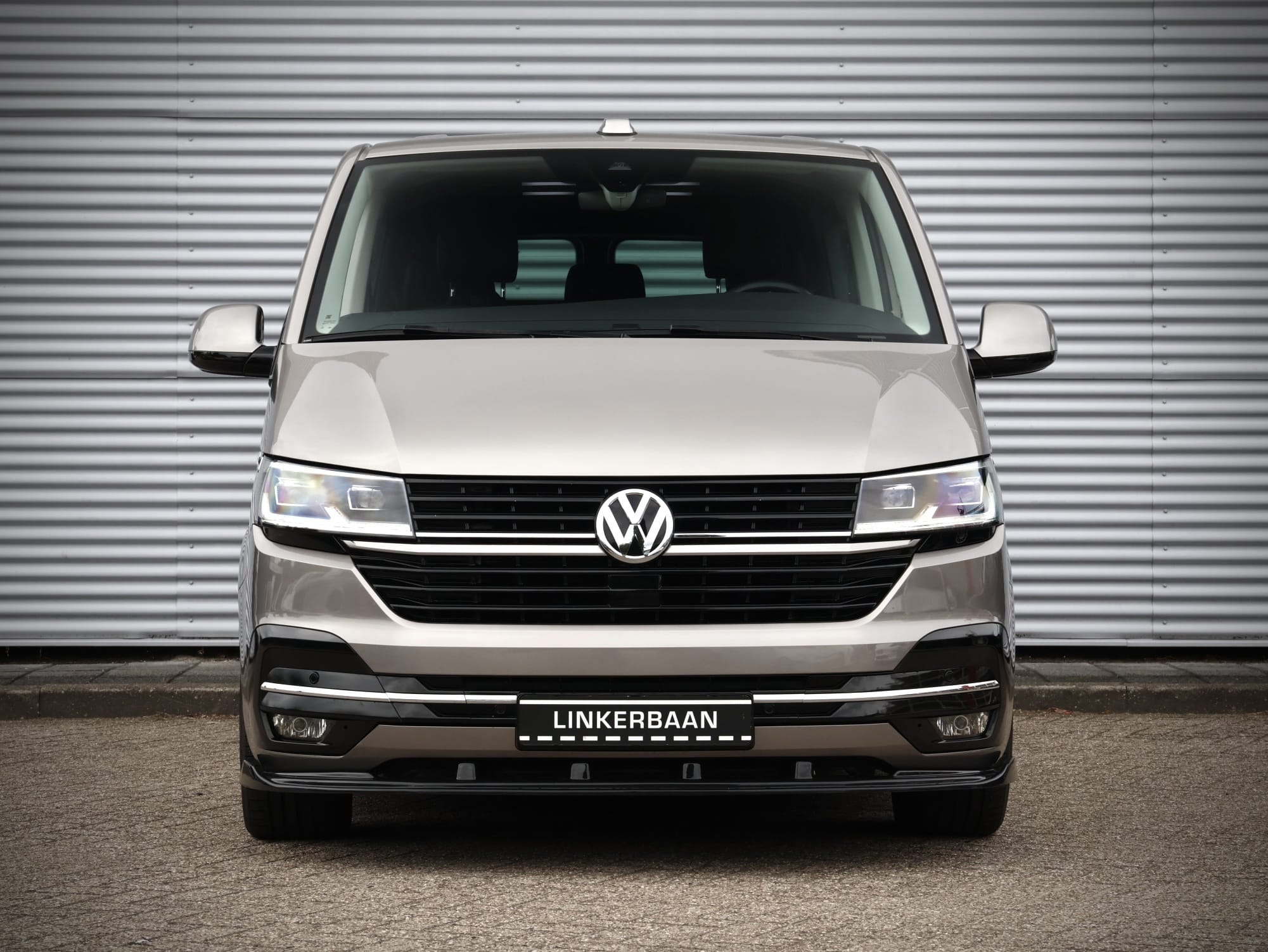 Volkswagen T6.1 Transporter Caravelle — foto 10