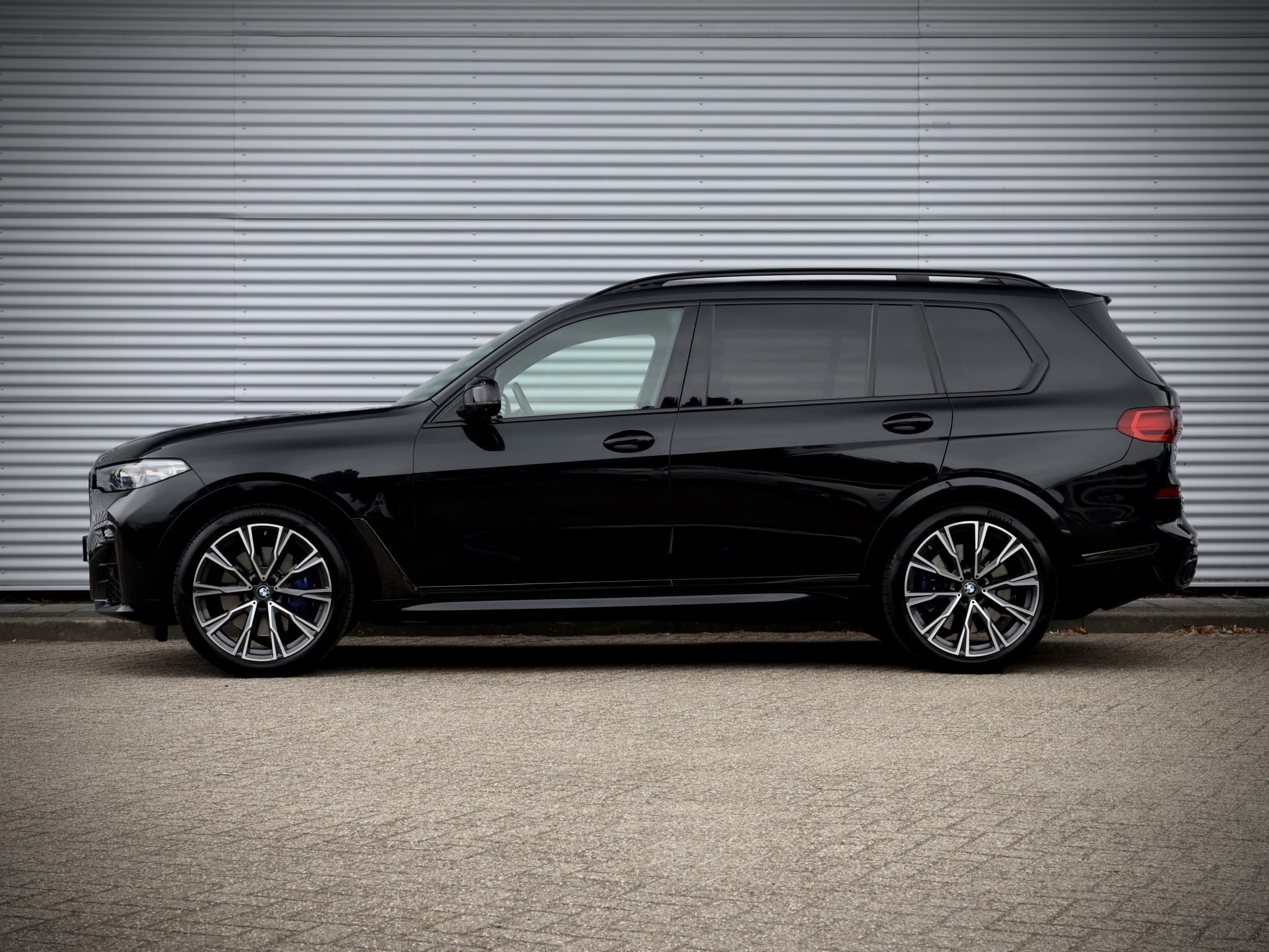 BMW X7 — foto 12