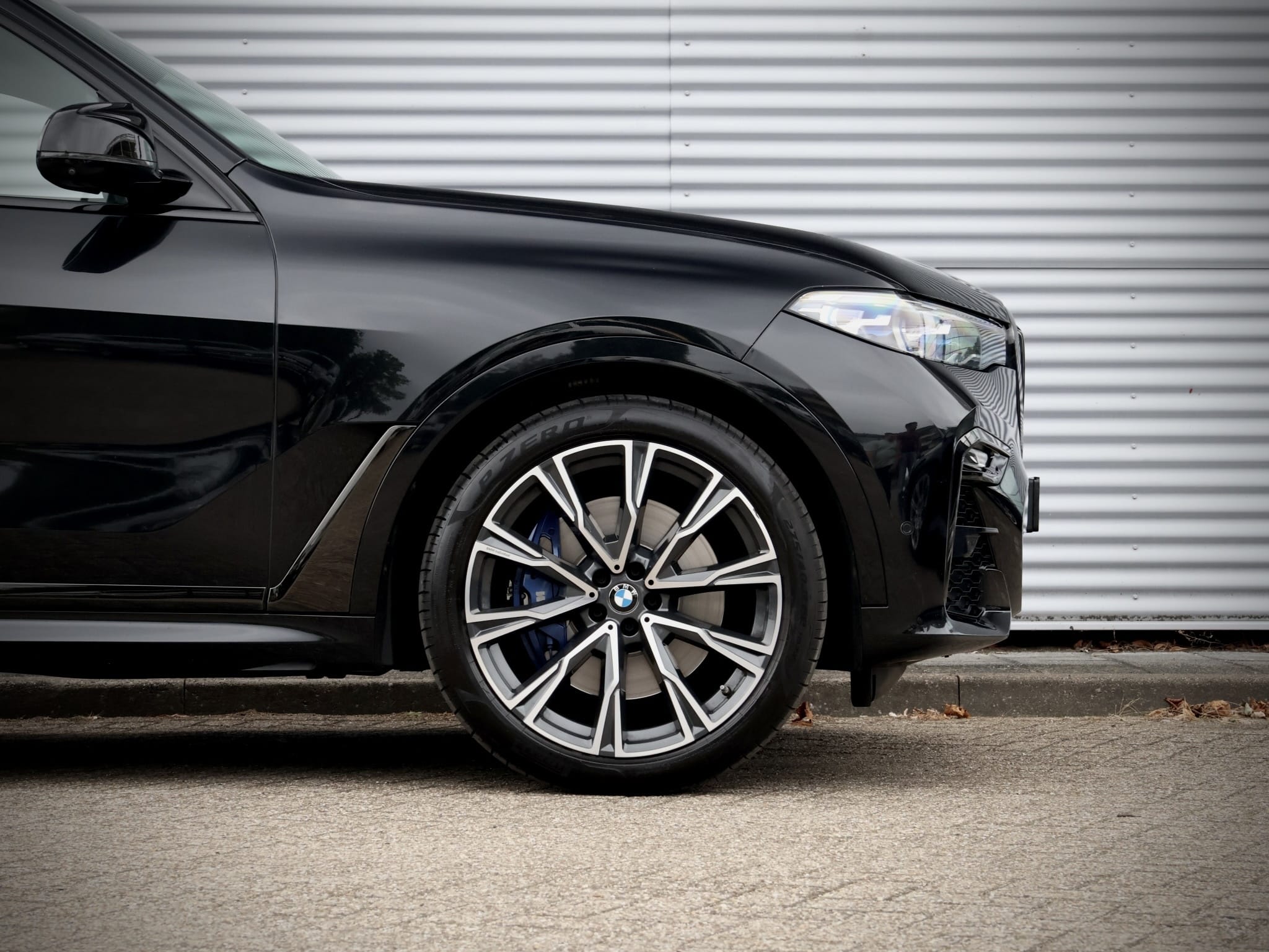 BMW X7 — foto 16