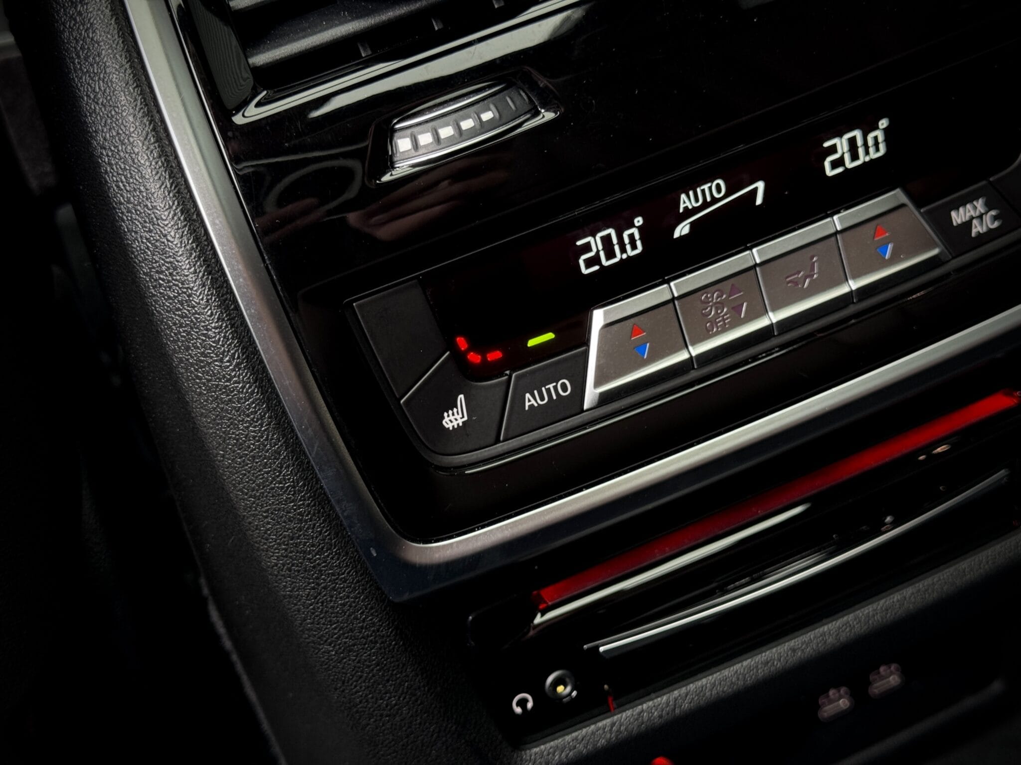 BMW X7 — foto 30
