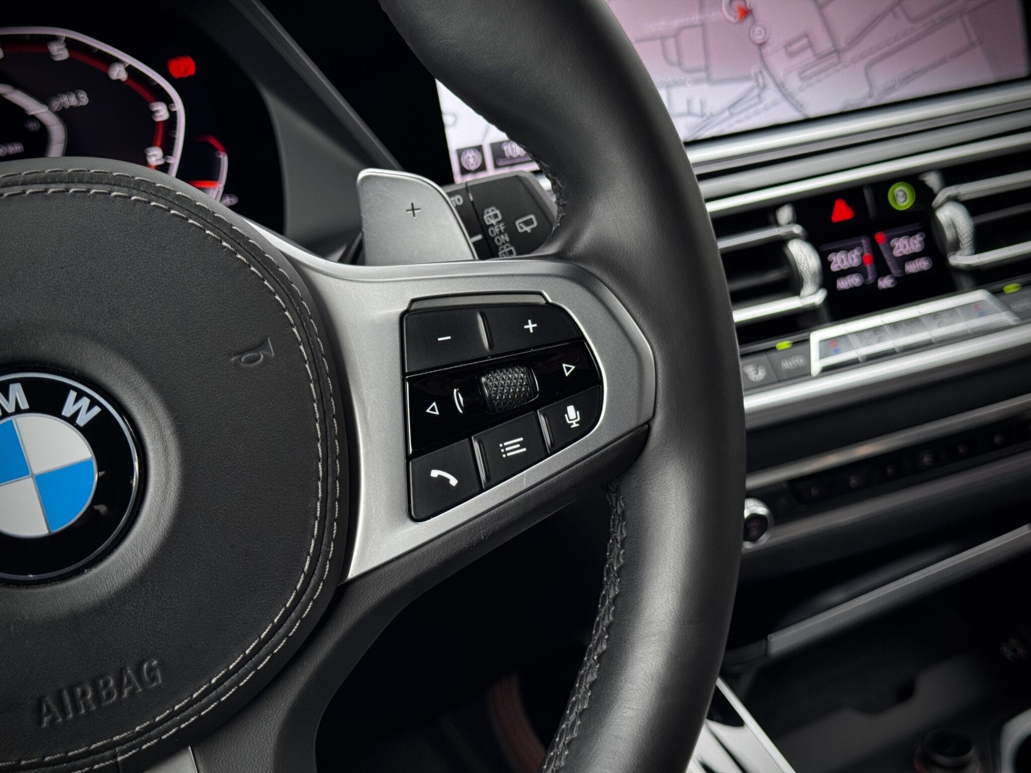 BMW X7 — foto 44