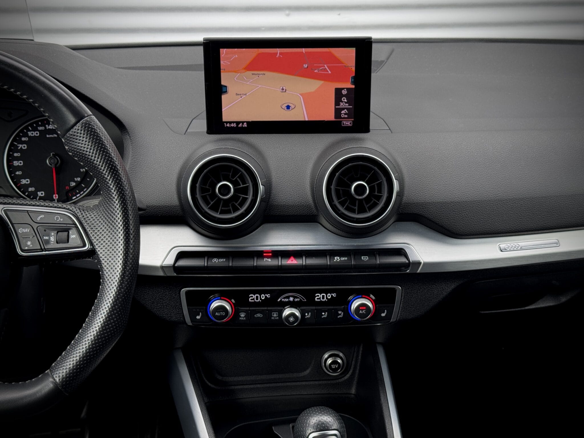 Audi Q2 — foto 16