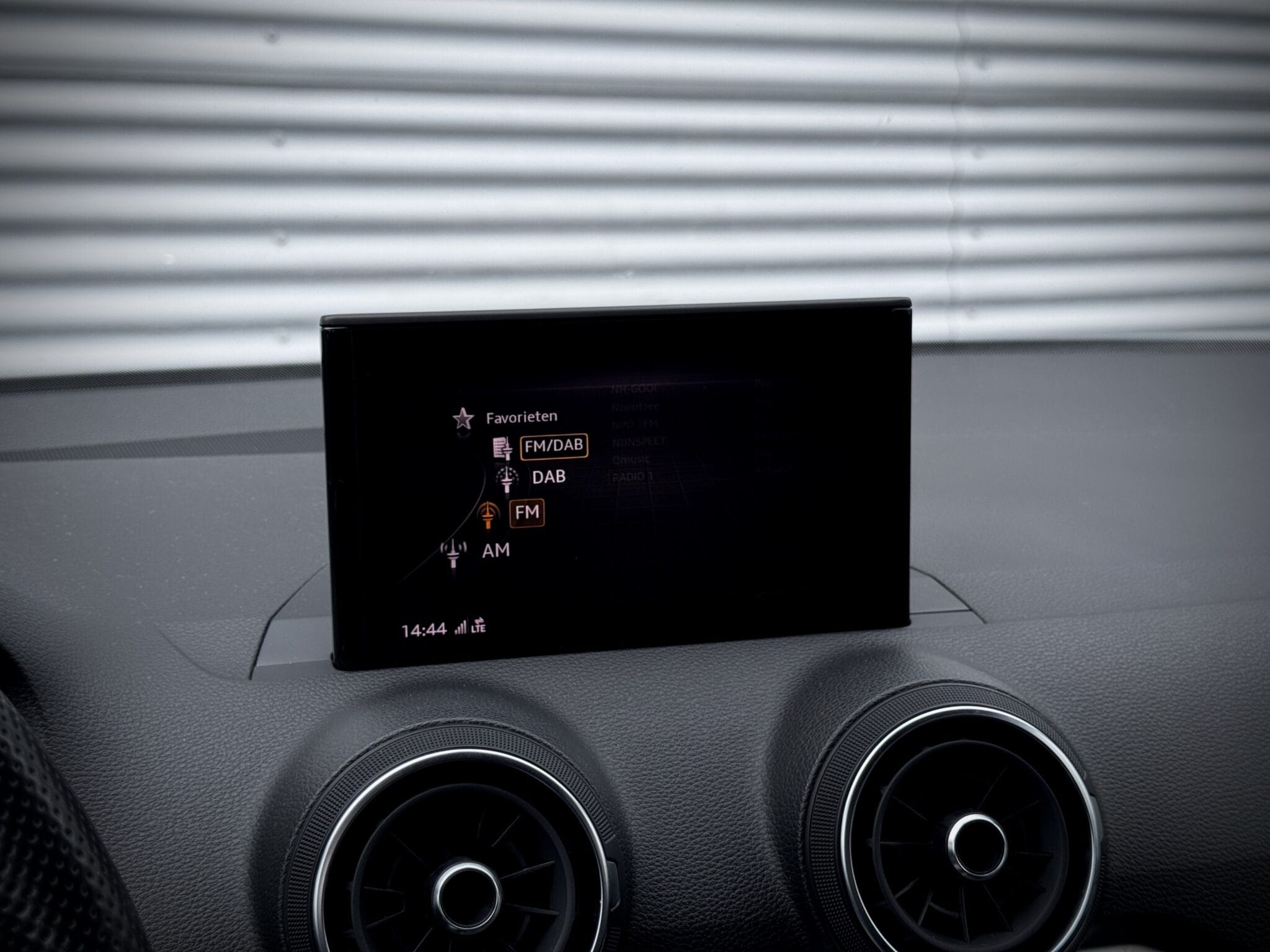 Audi Q2 — foto 19