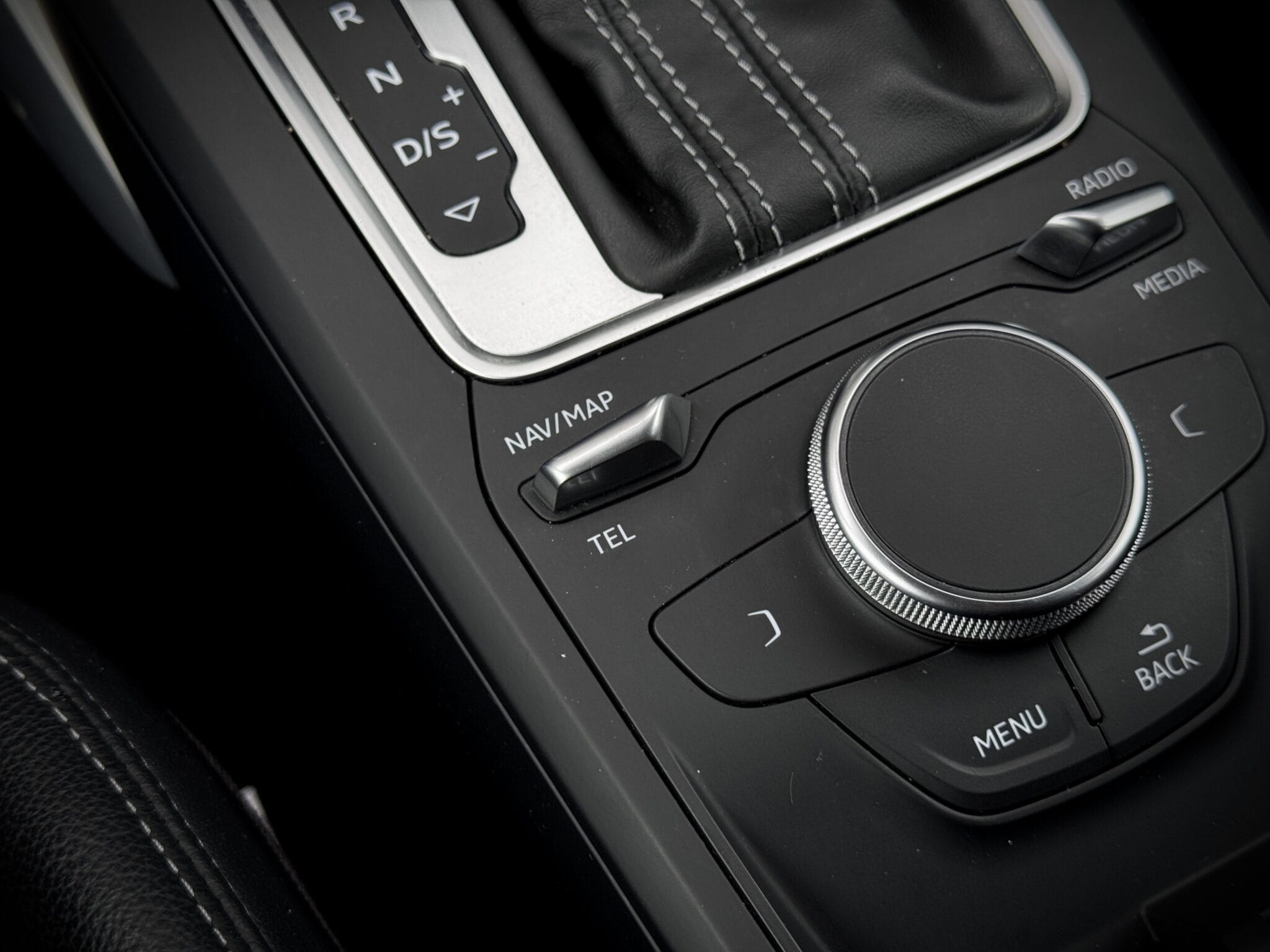 Audi Q2 — foto 35