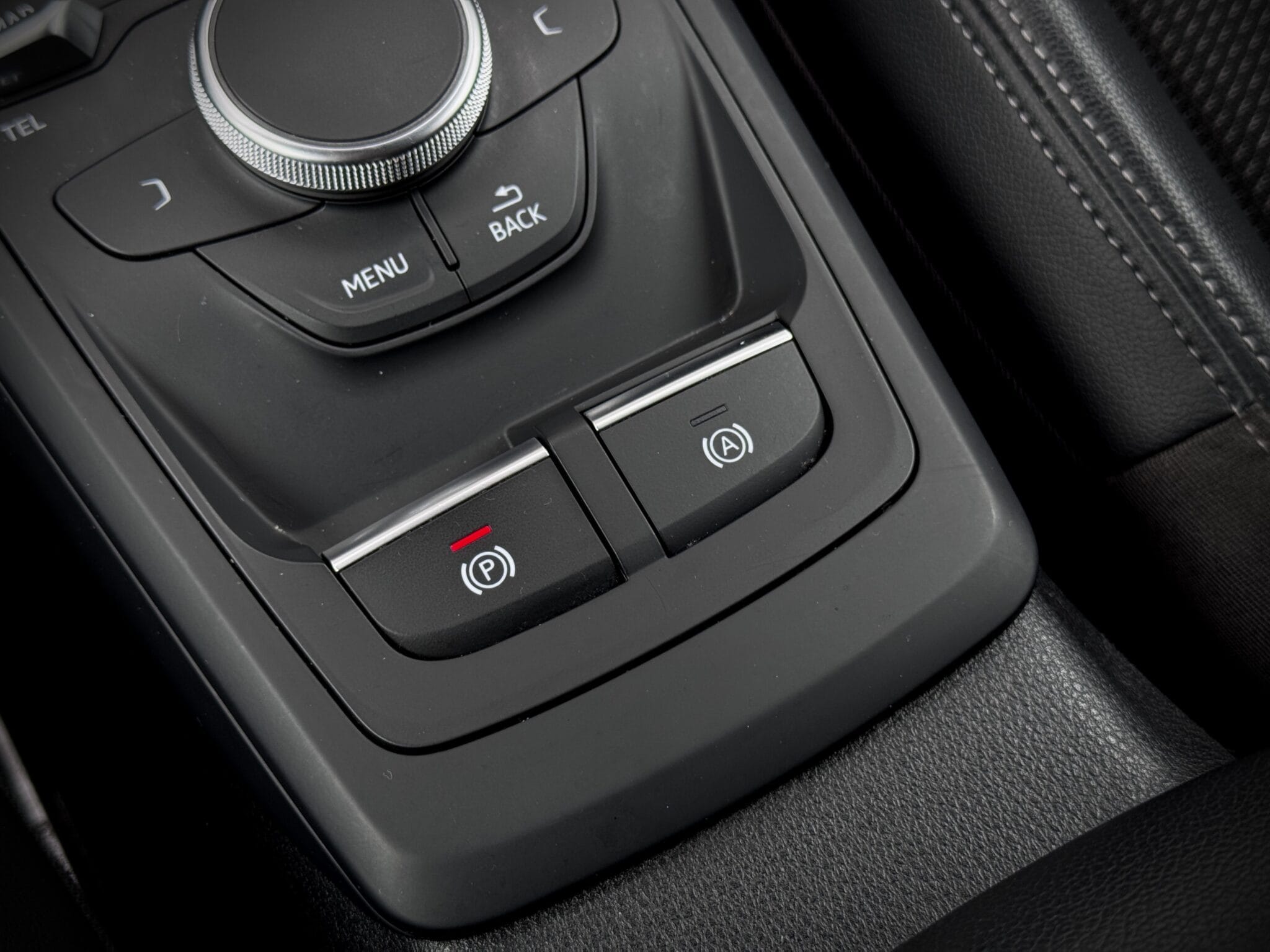 Audi Q2 — foto 36
