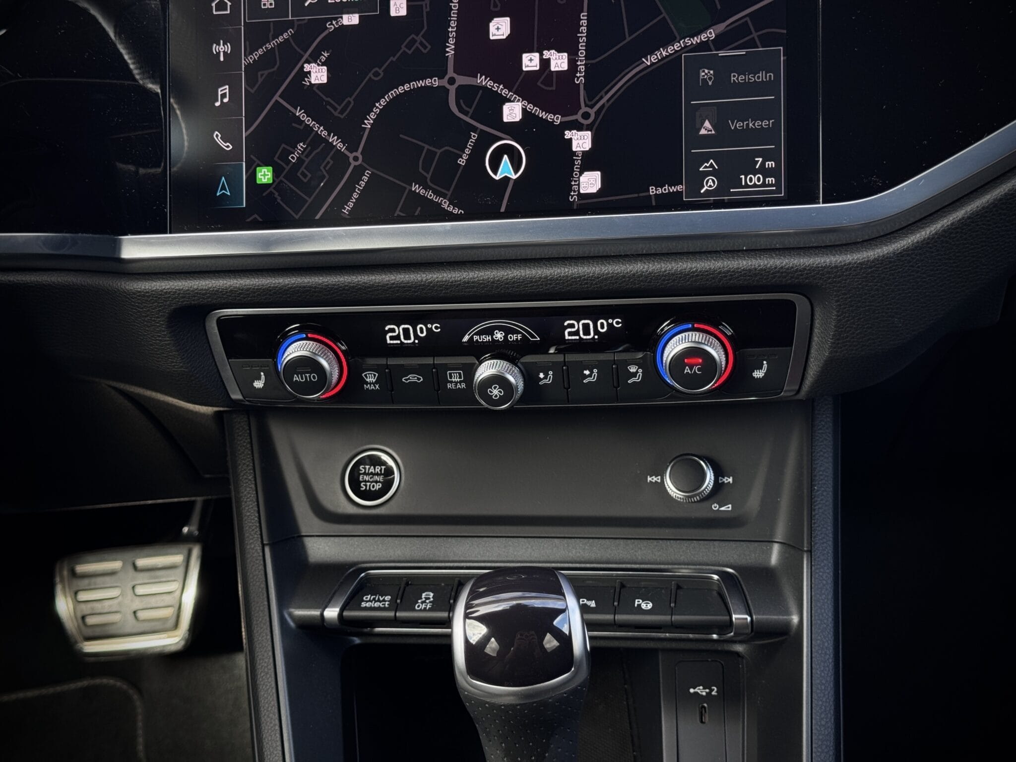 Audi Q3 — foto 8