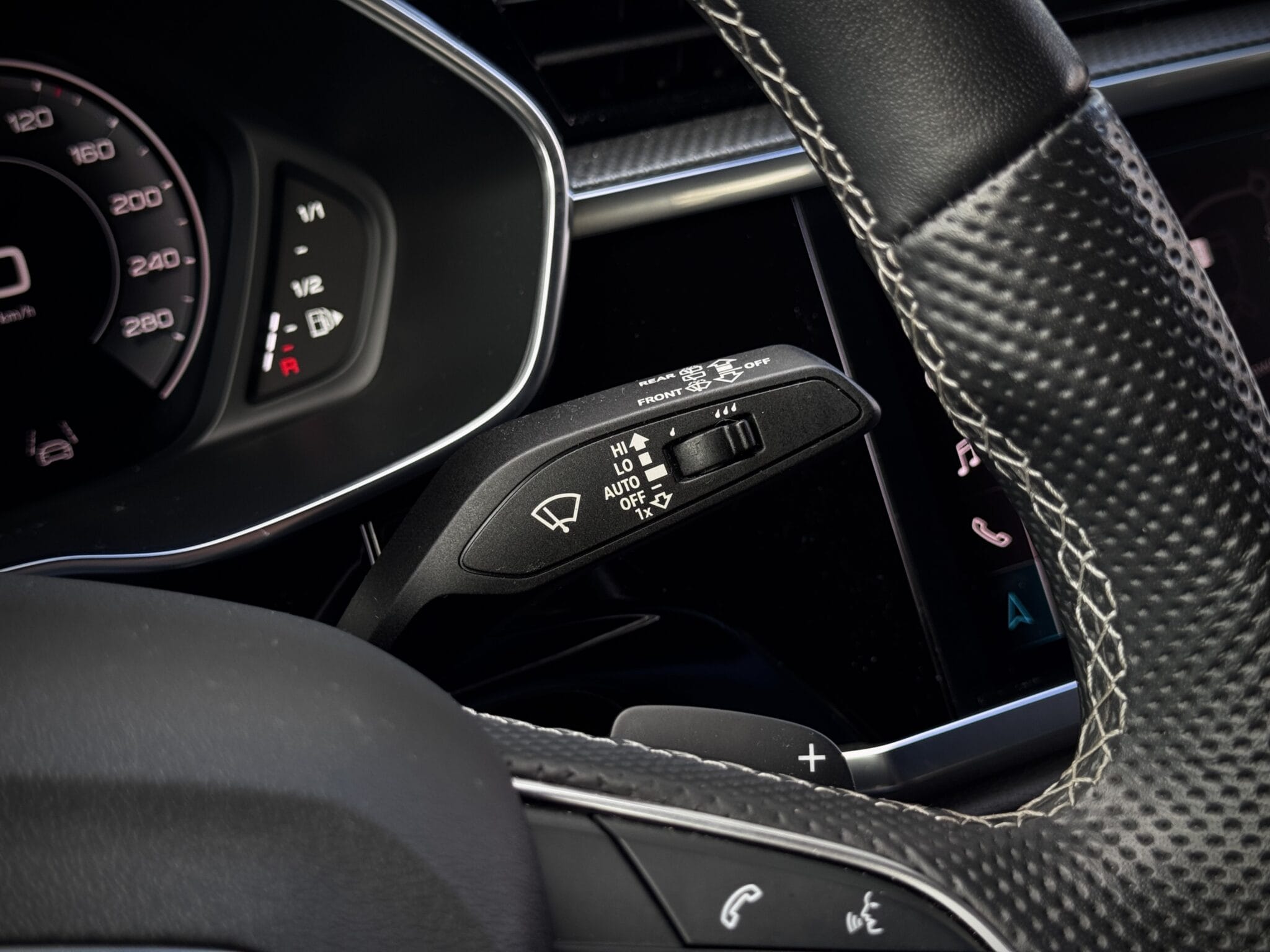 Audi Q3 — foto 39