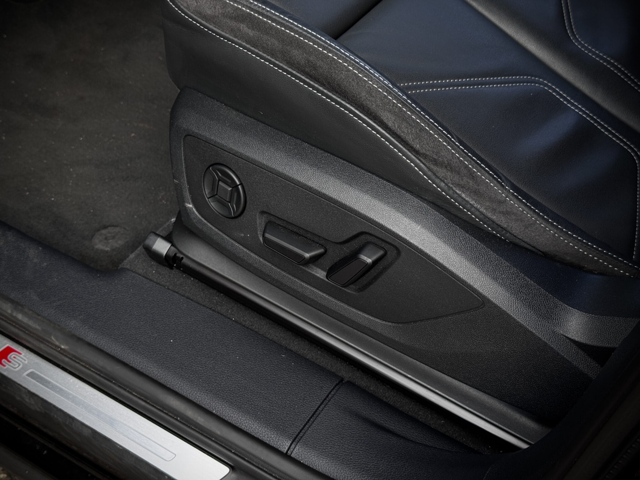 Audi Q3 — foto 42