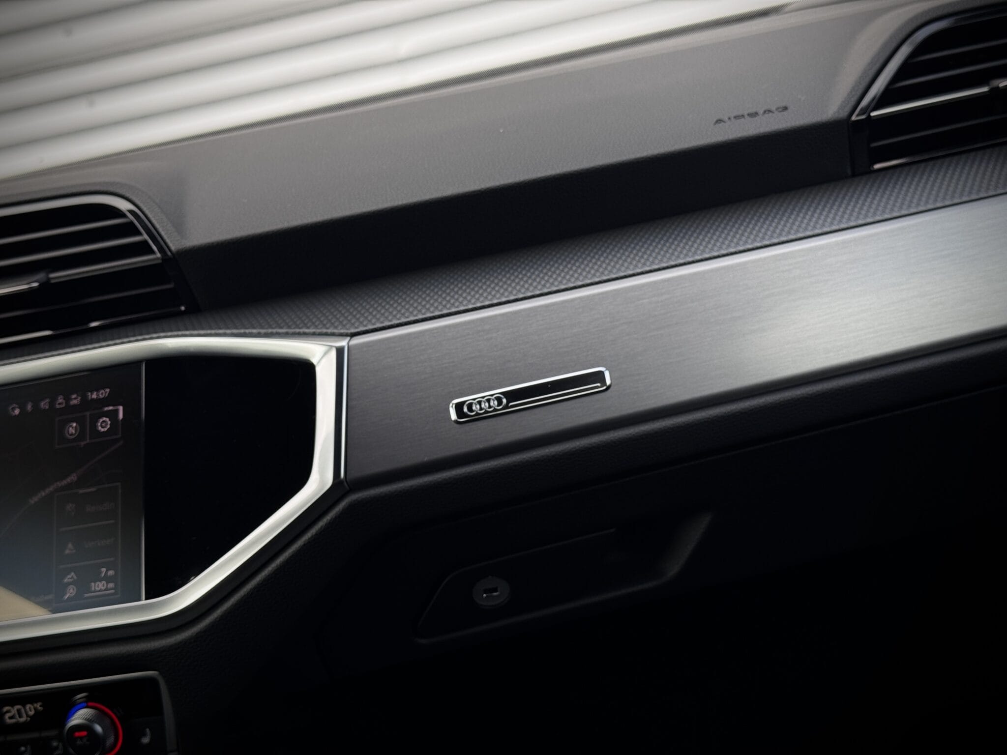 Audi Q3 — foto 50