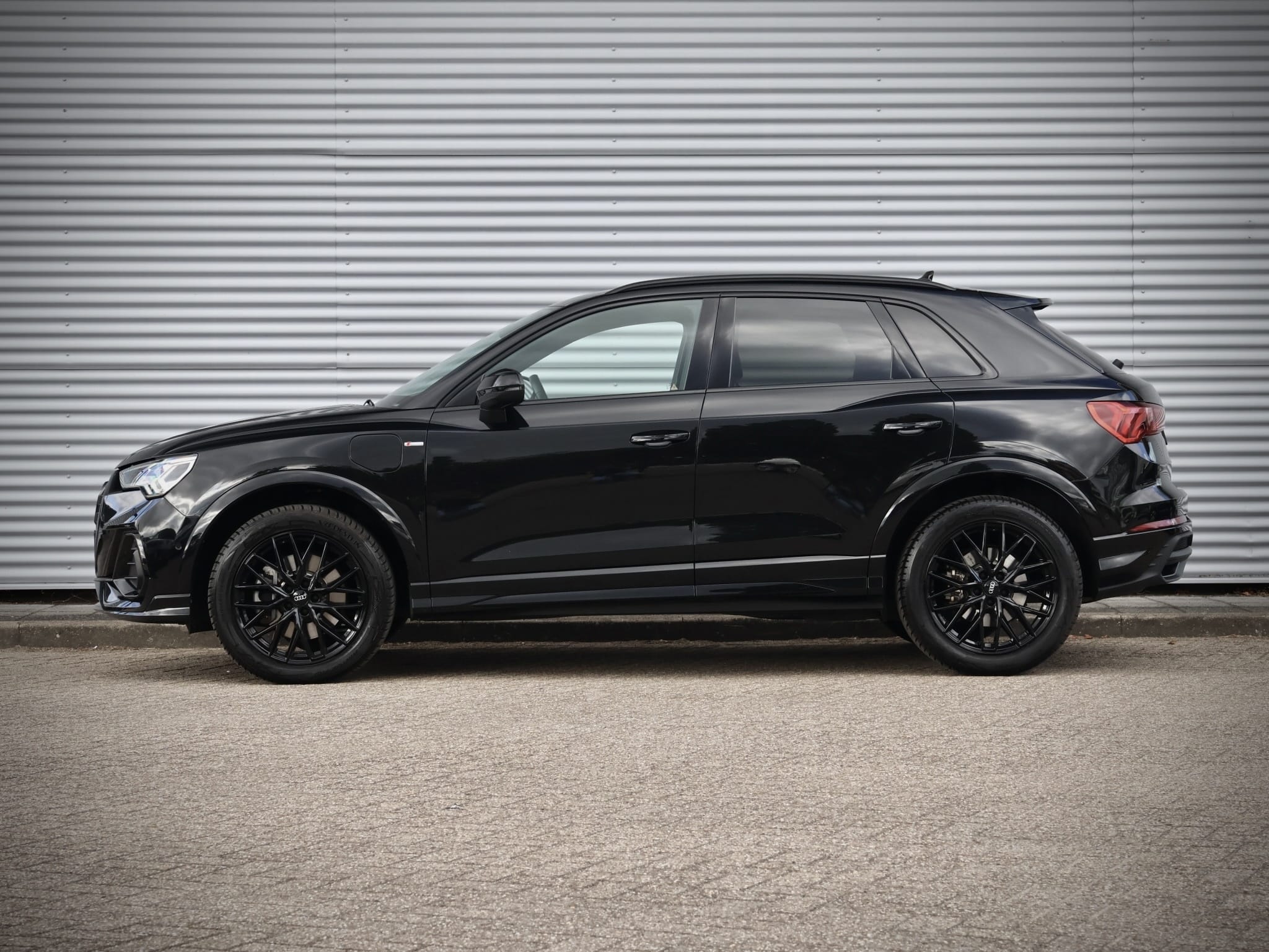 Audi Q3 — foto 53
