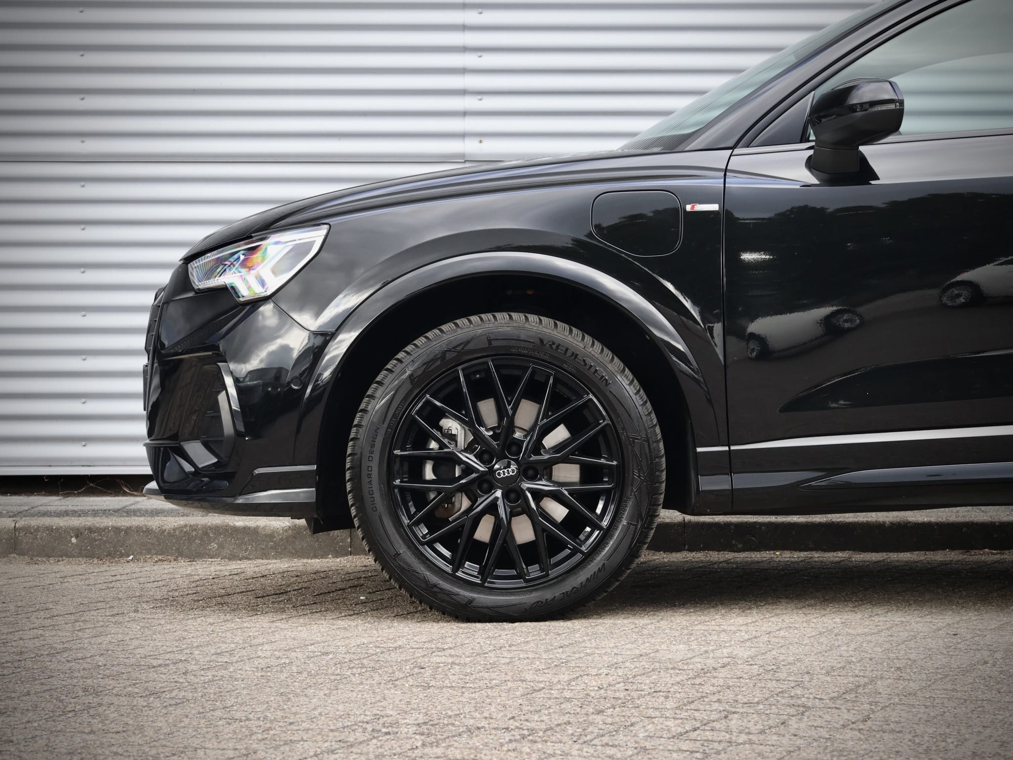 Audi Q3 — foto 54