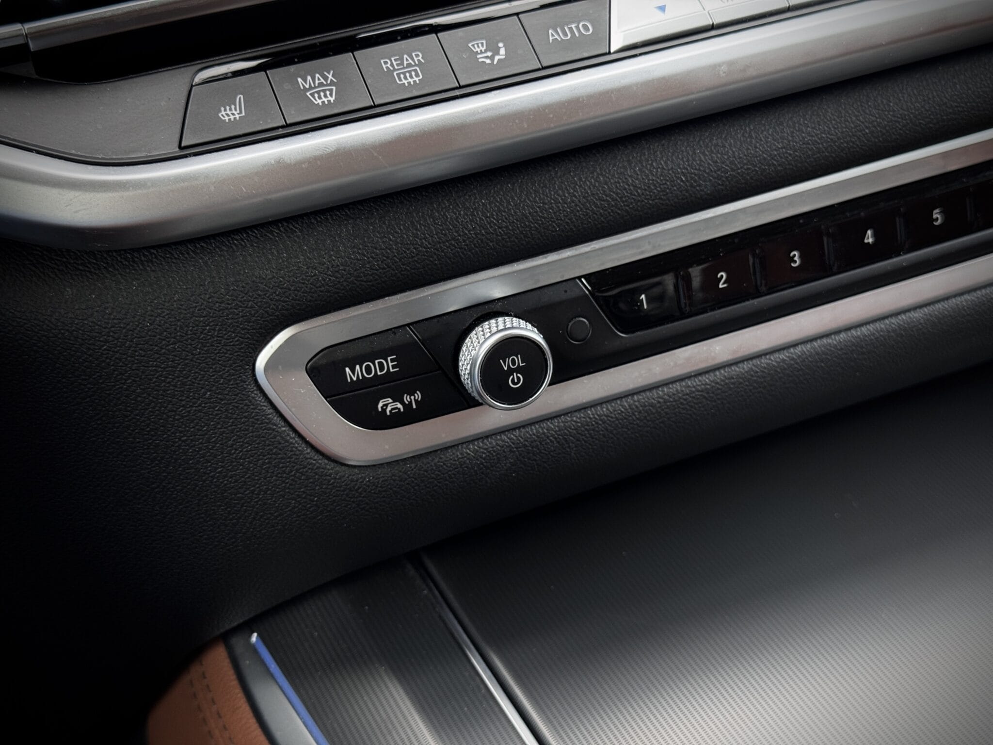 BMW X5 — foto 27