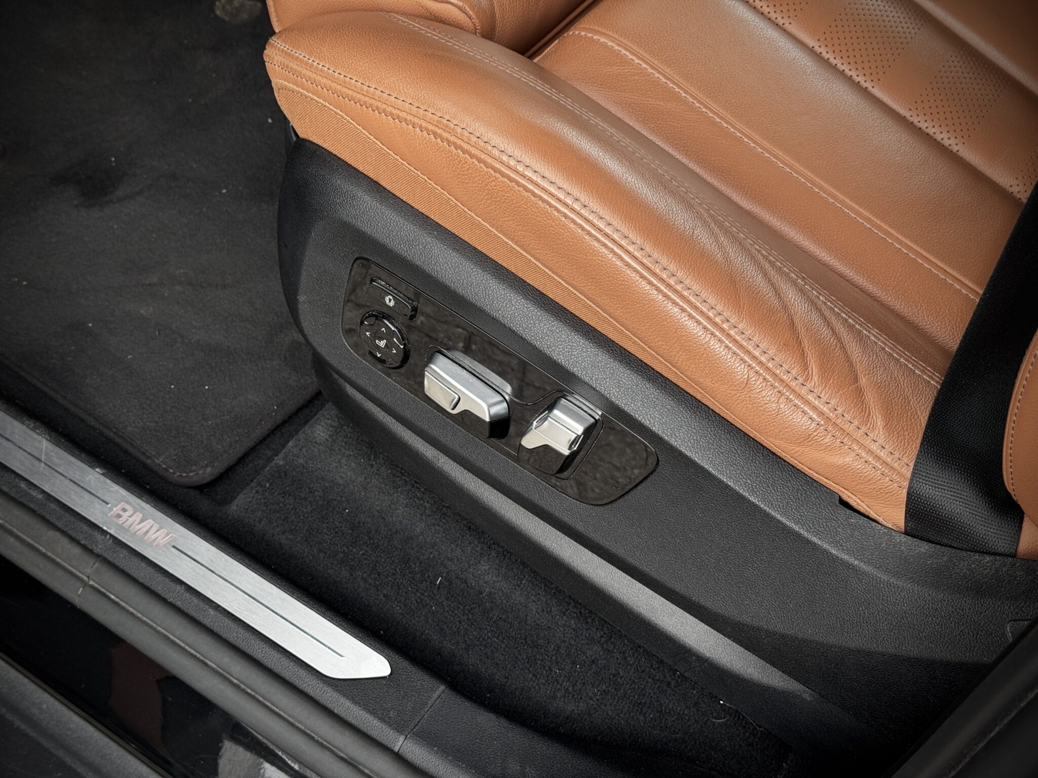 BMW X5 — foto 47
