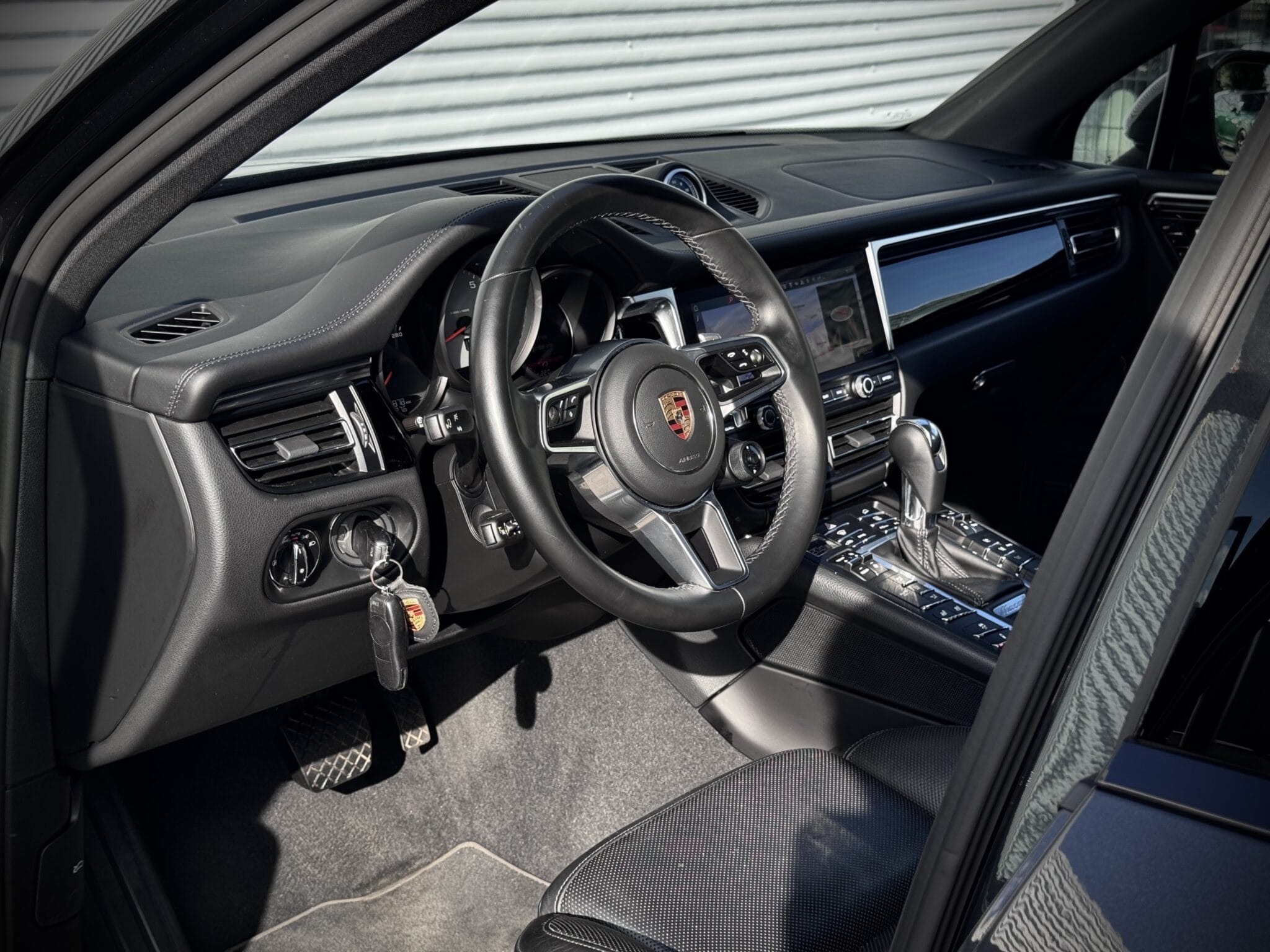 Porsche Macan — foto 5