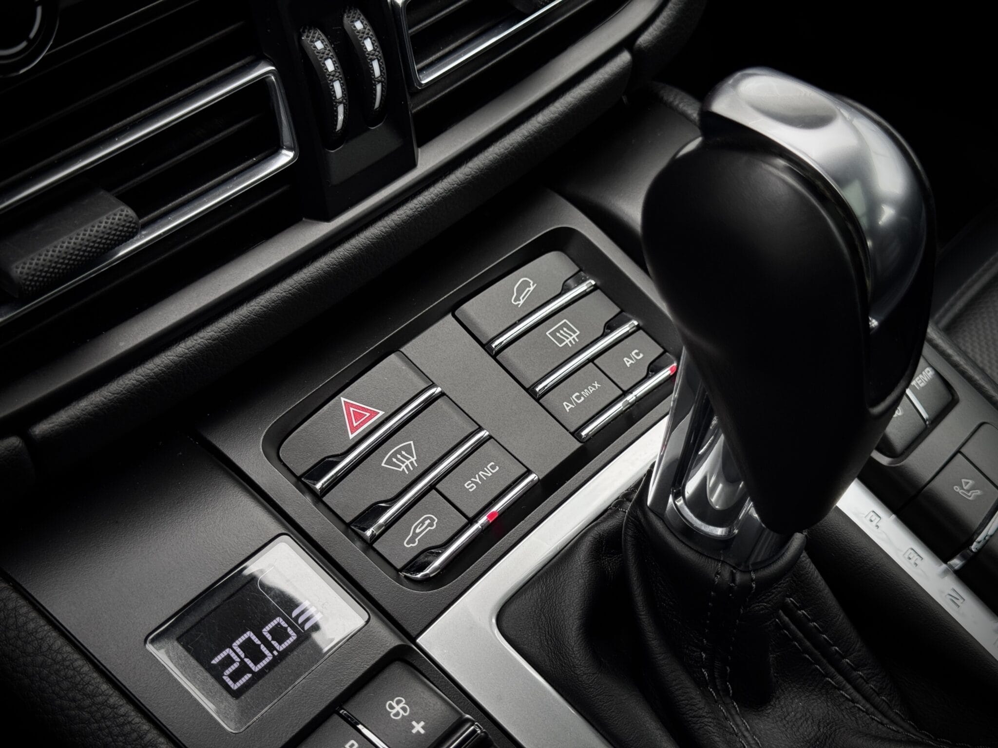 Porsche Macan — foto 27