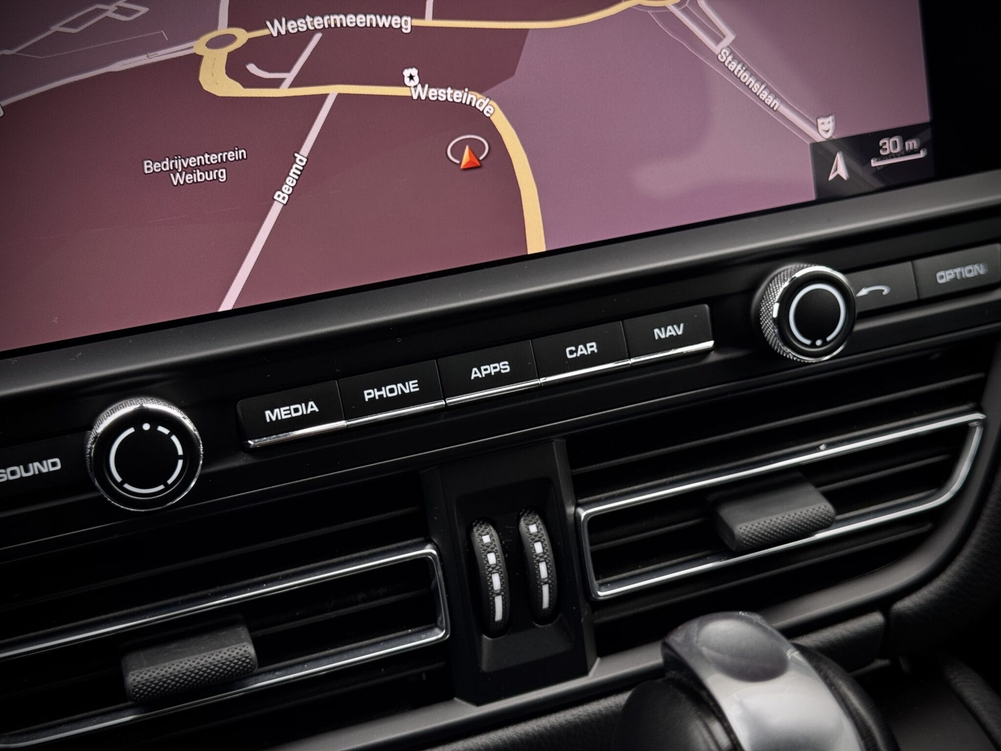 Porsche Macan — foto 35
