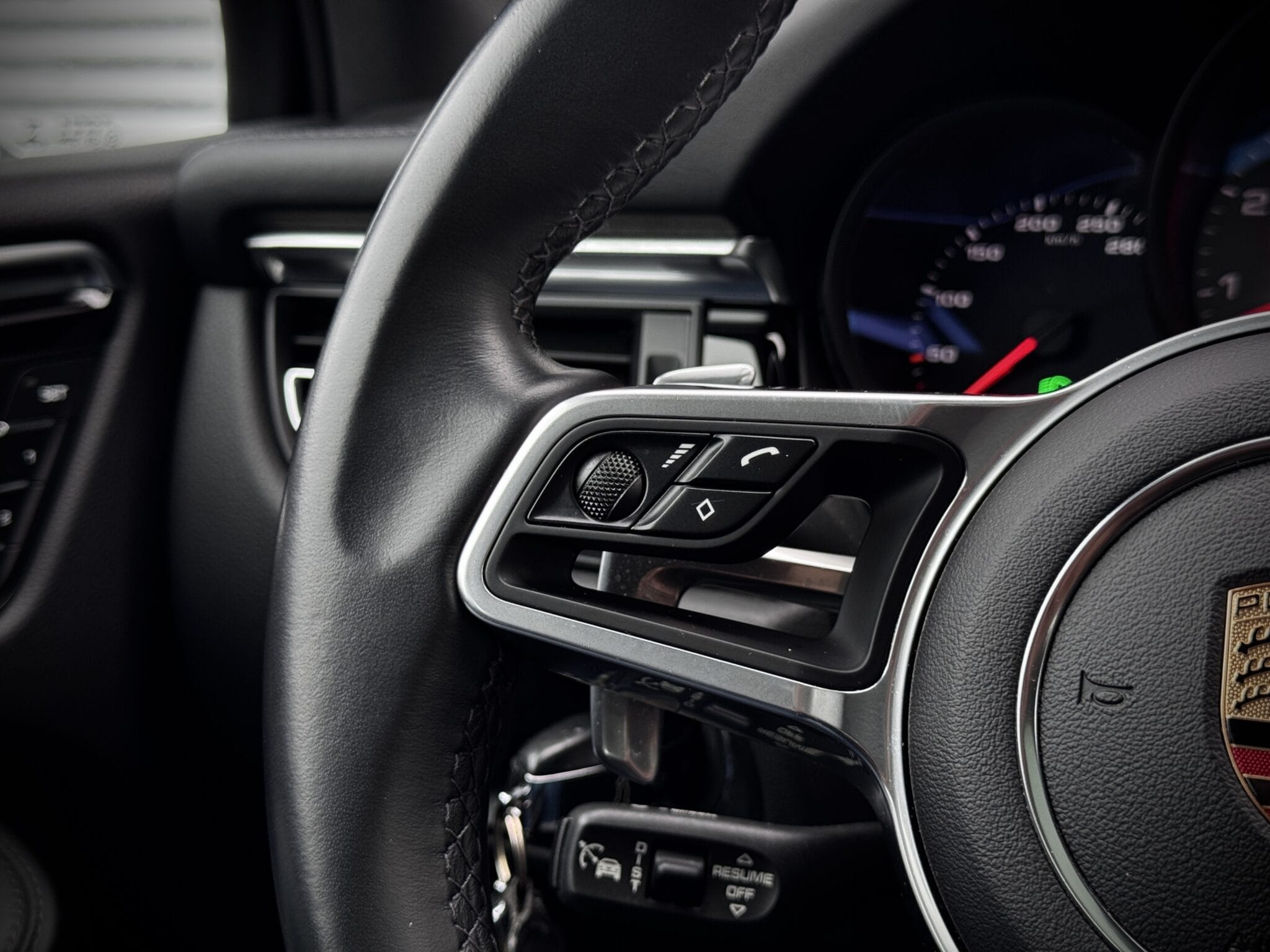 Porsche Macan — foto 43