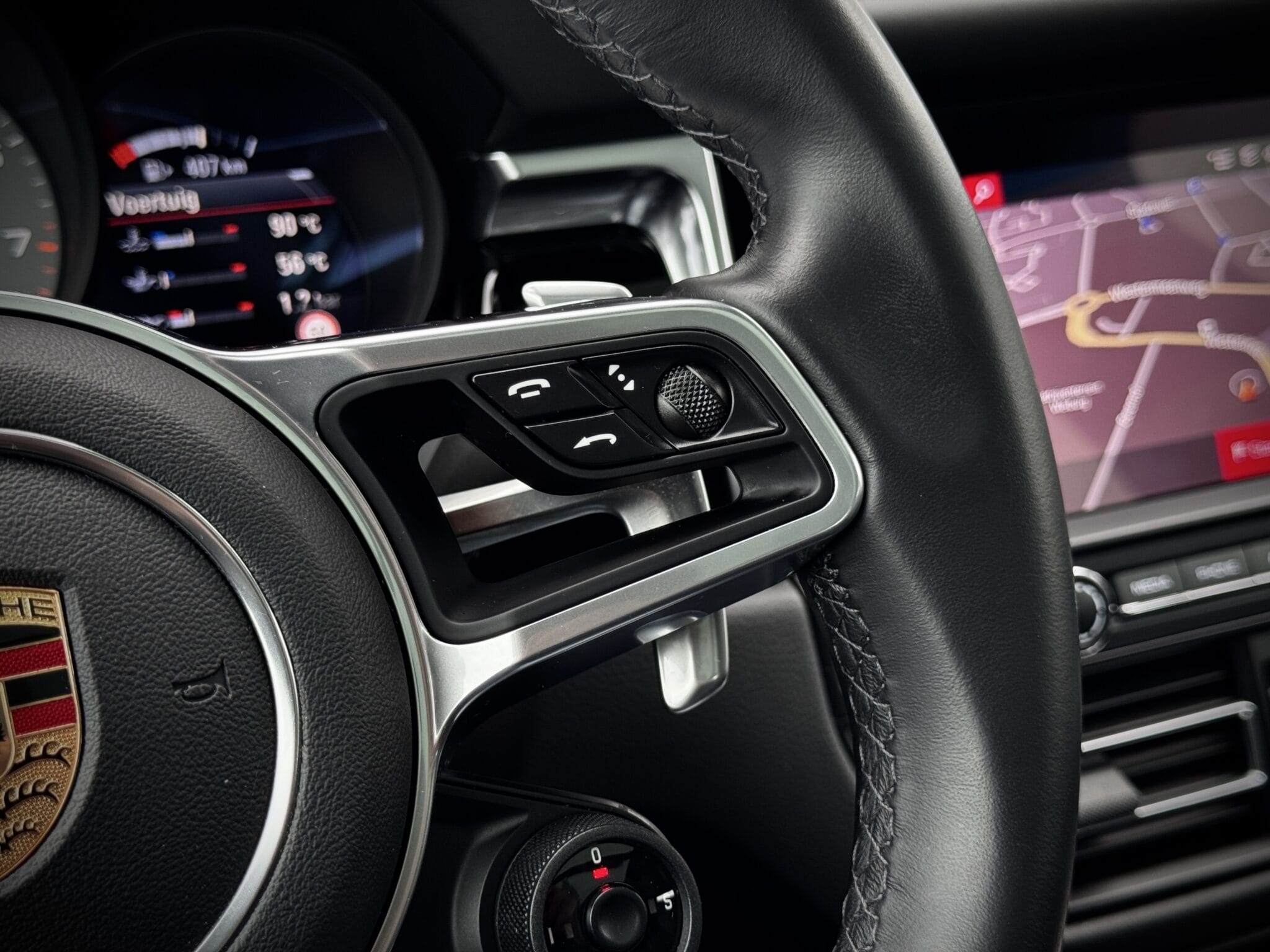 Porsche Macan — foto 44