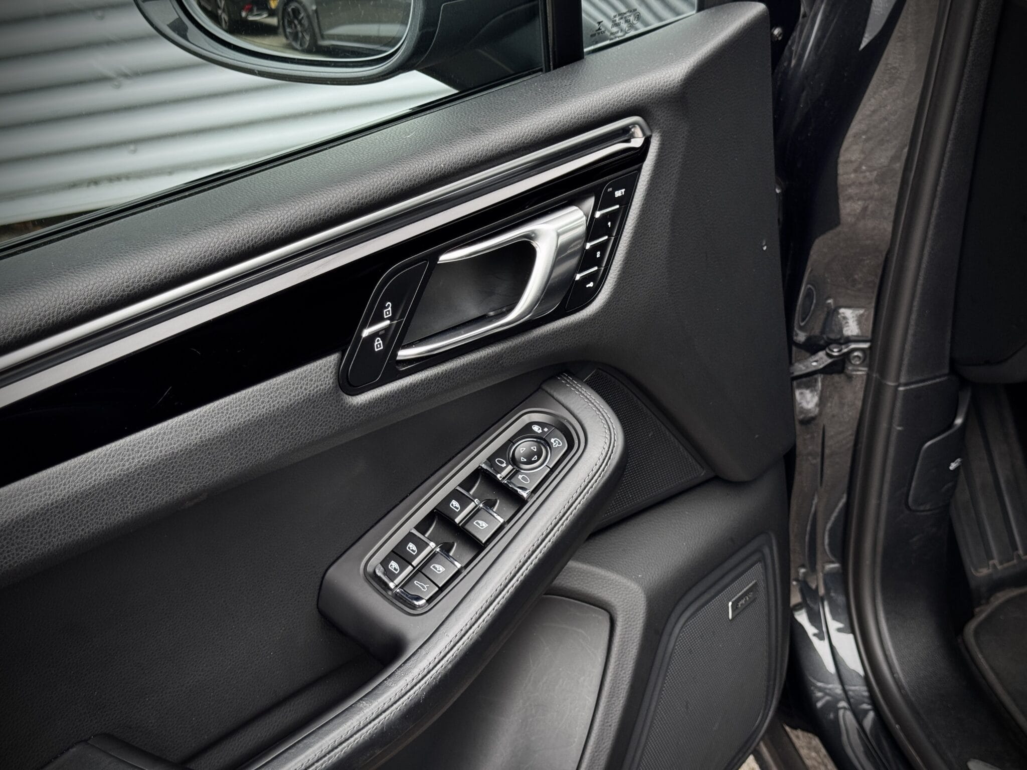 Porsche Macan — foto 53