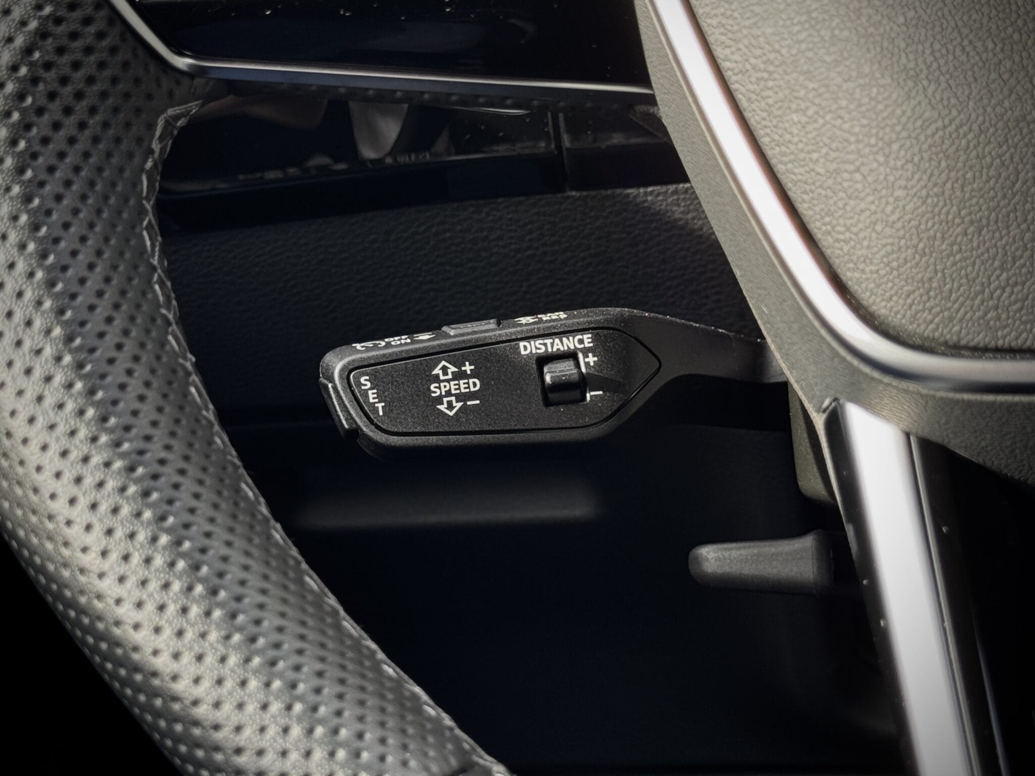 Audi Q8 Sportback e-tron — foto 43