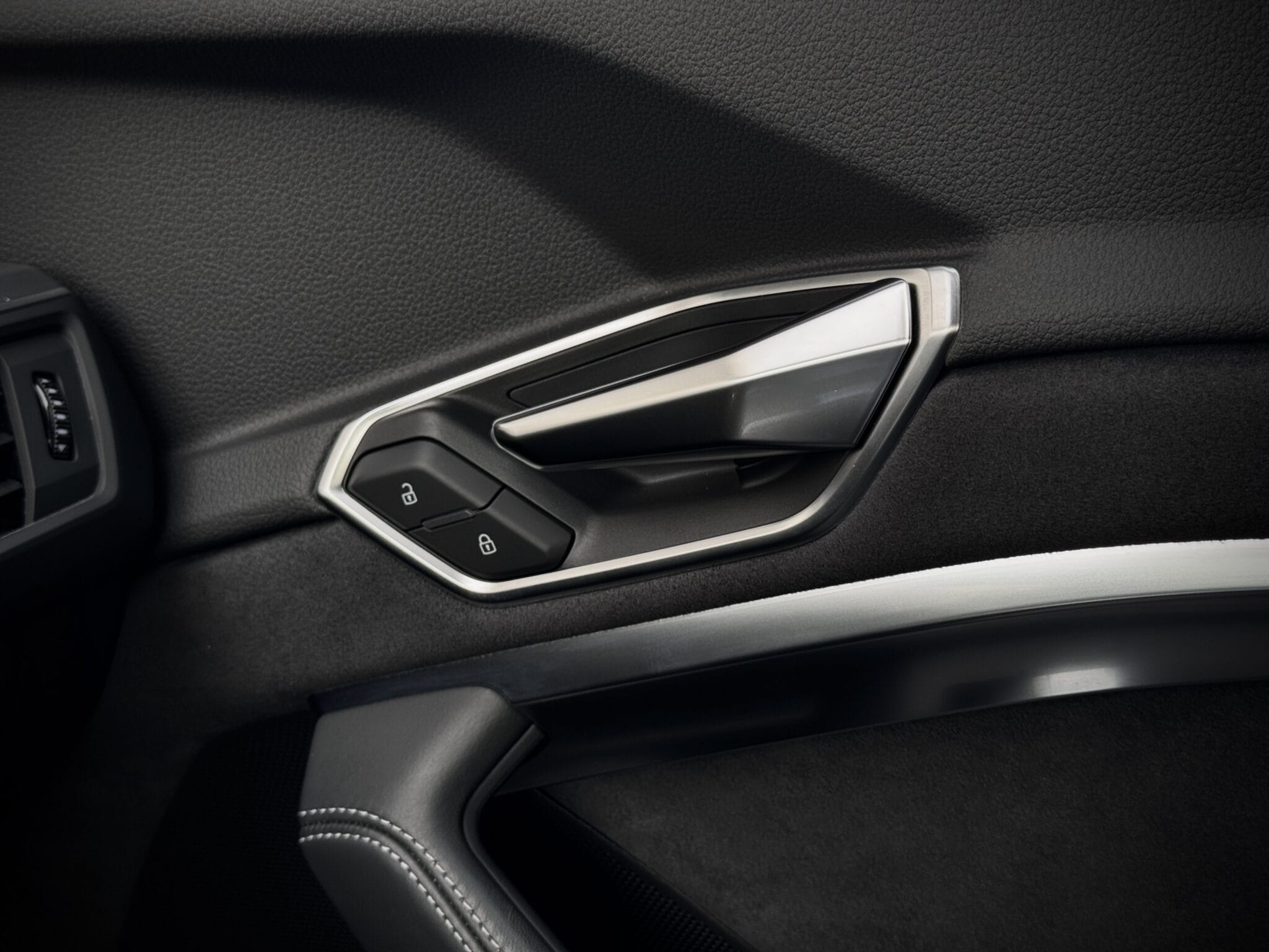 Audi Q8 Sportback e-tron — foto 58
