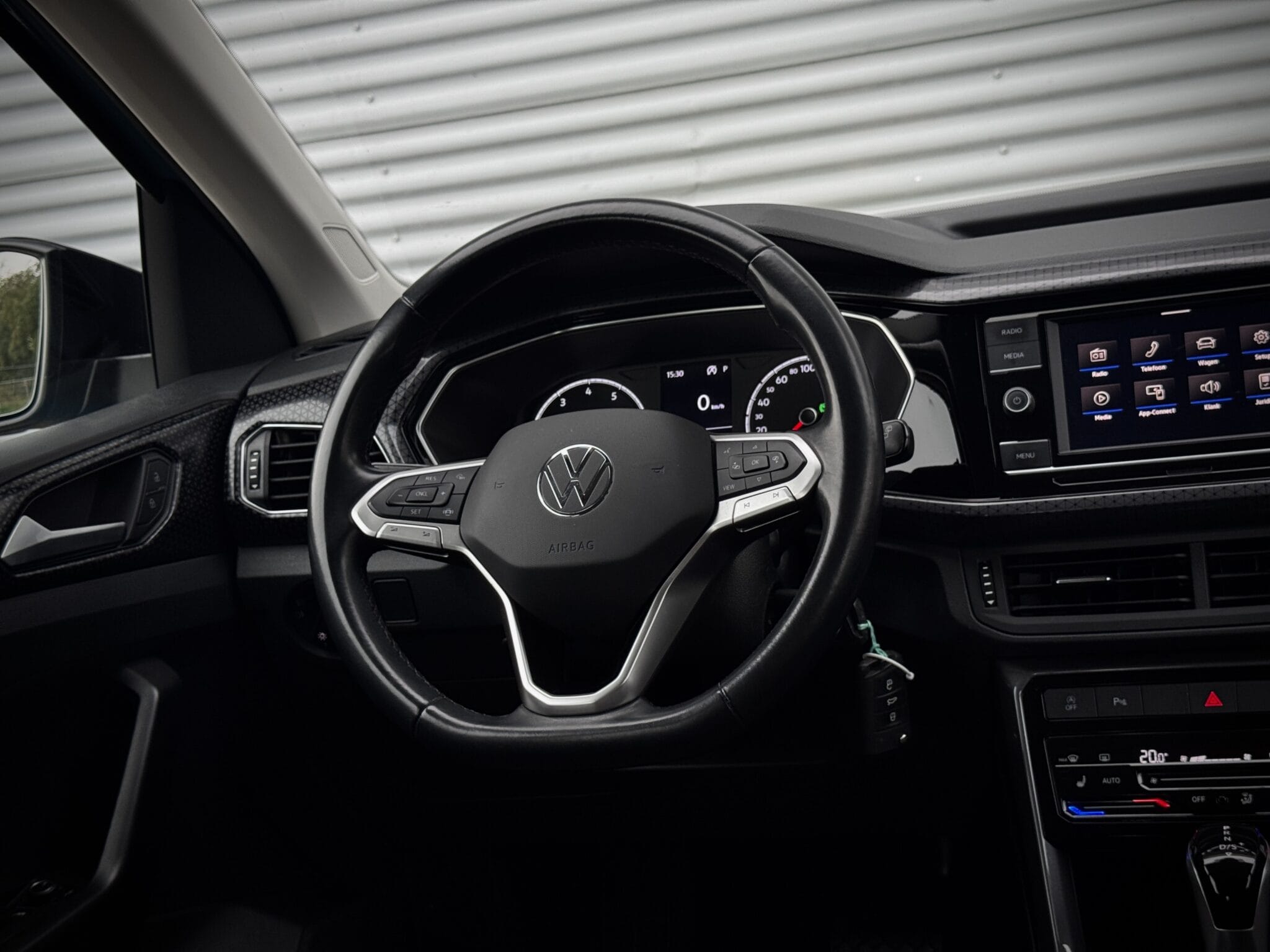 Volkswagen T-Cross — foto 26