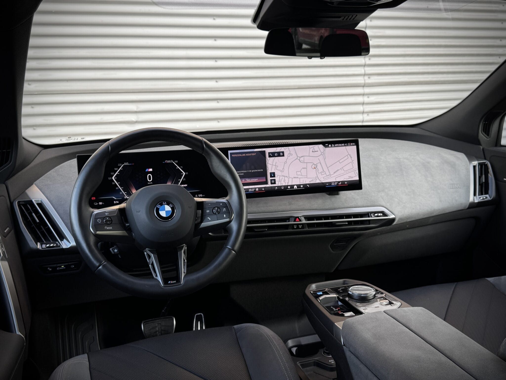 BMW iX — foto 5