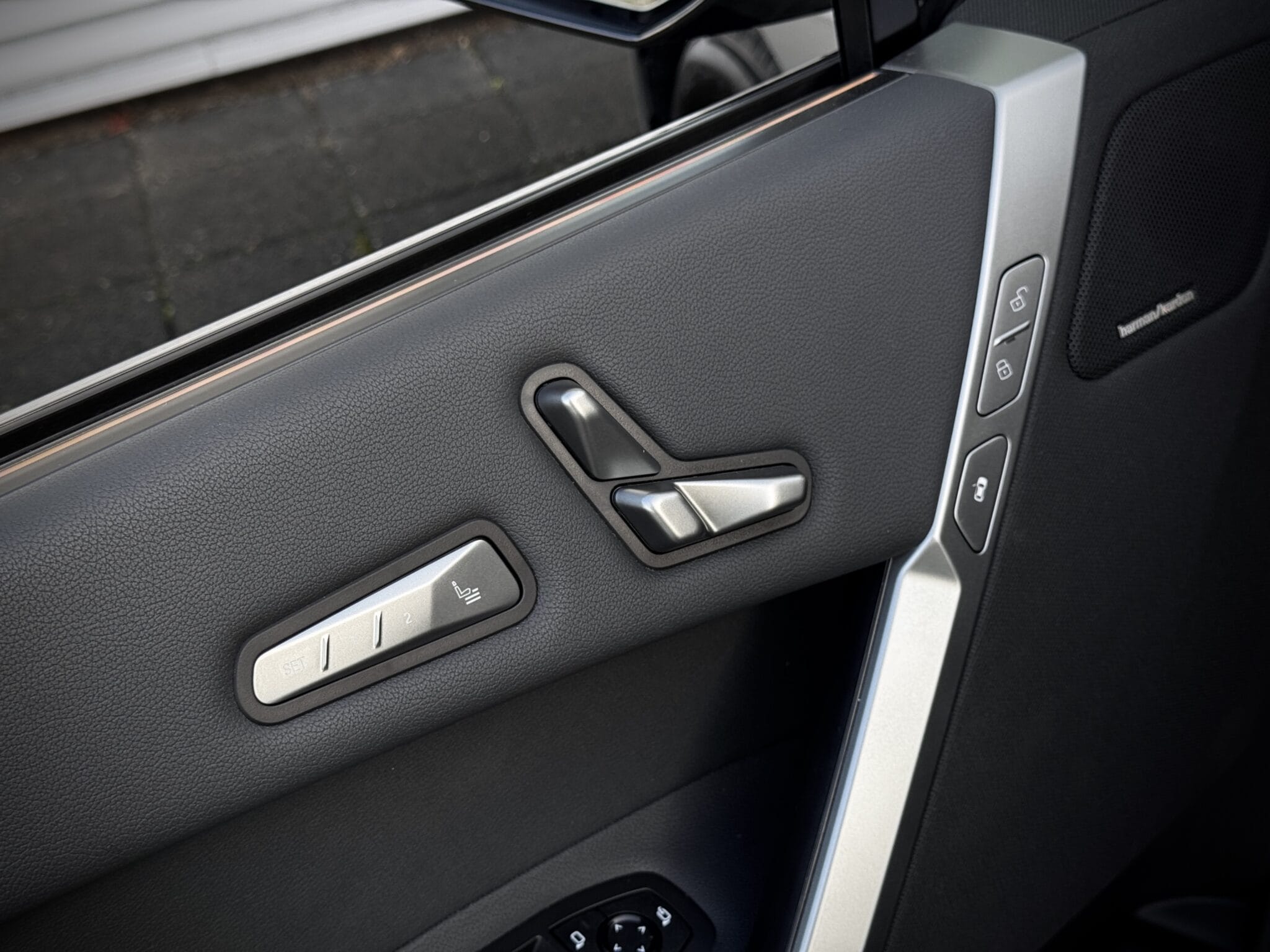 BMW iX — foto 45